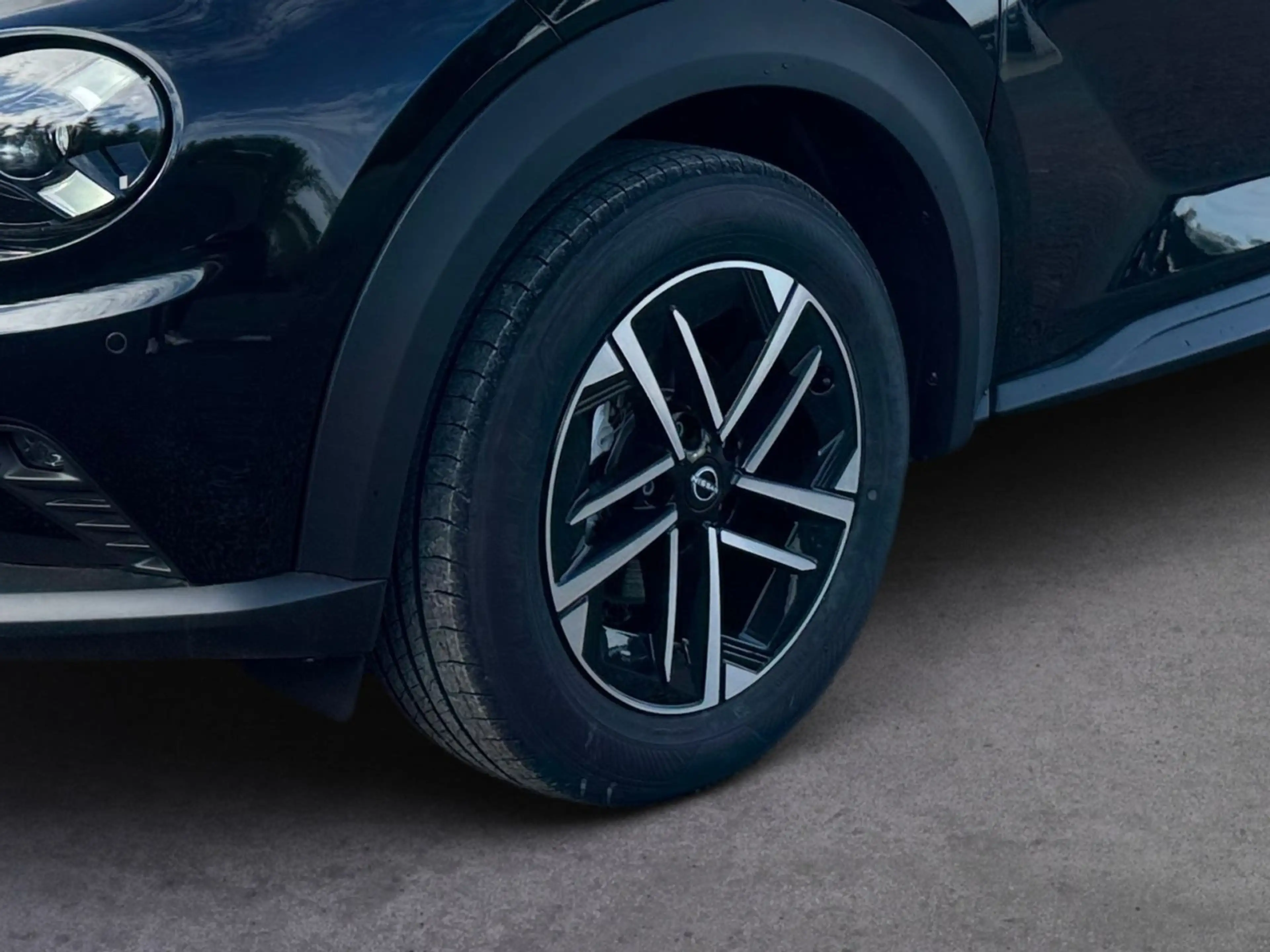 Nissan Juke 1.6 Hybrid N-Connecta Hybrid — photo 6