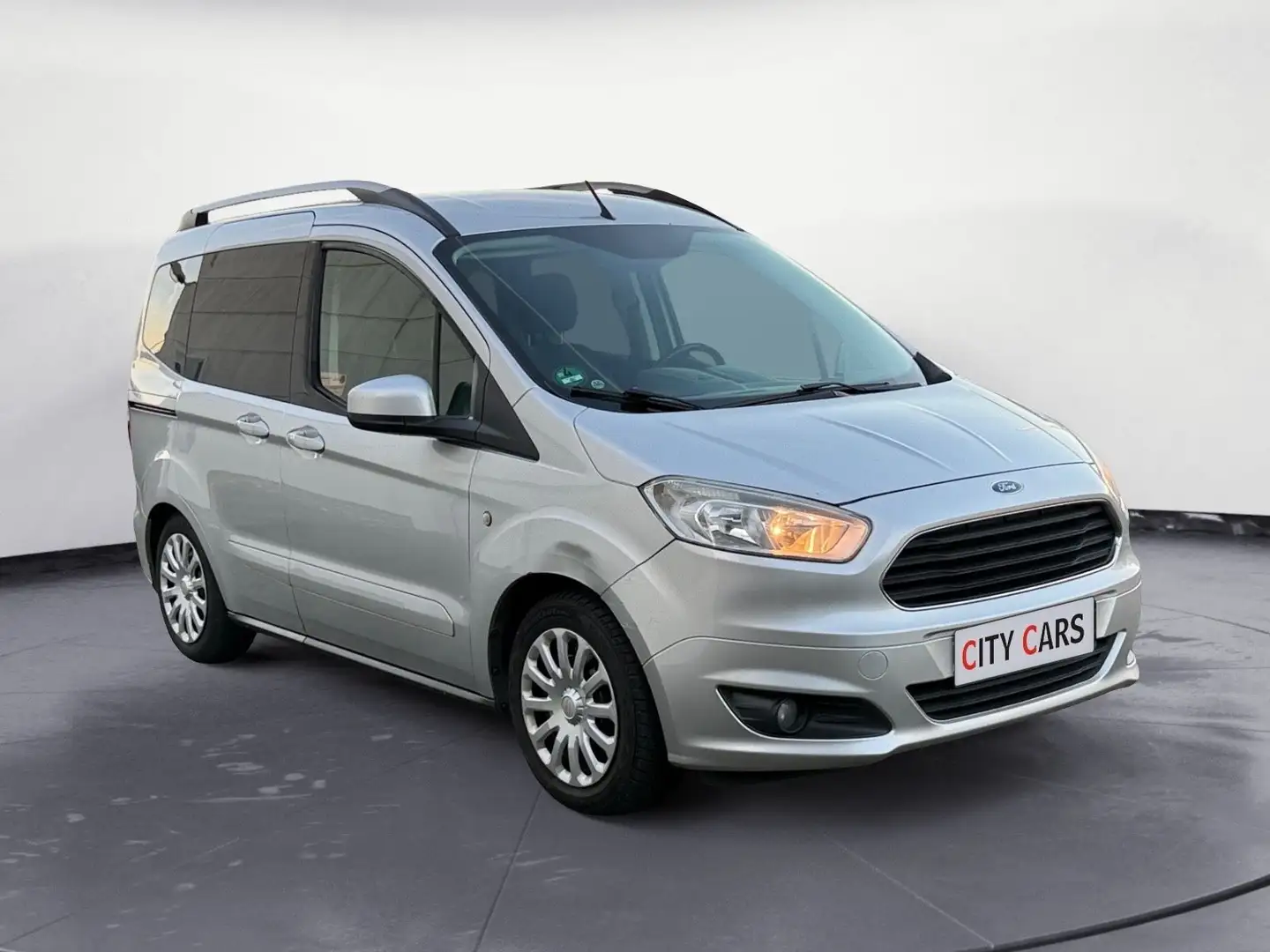 Ford Tourneo Courier Titanium Navi Kamera Silber - 2