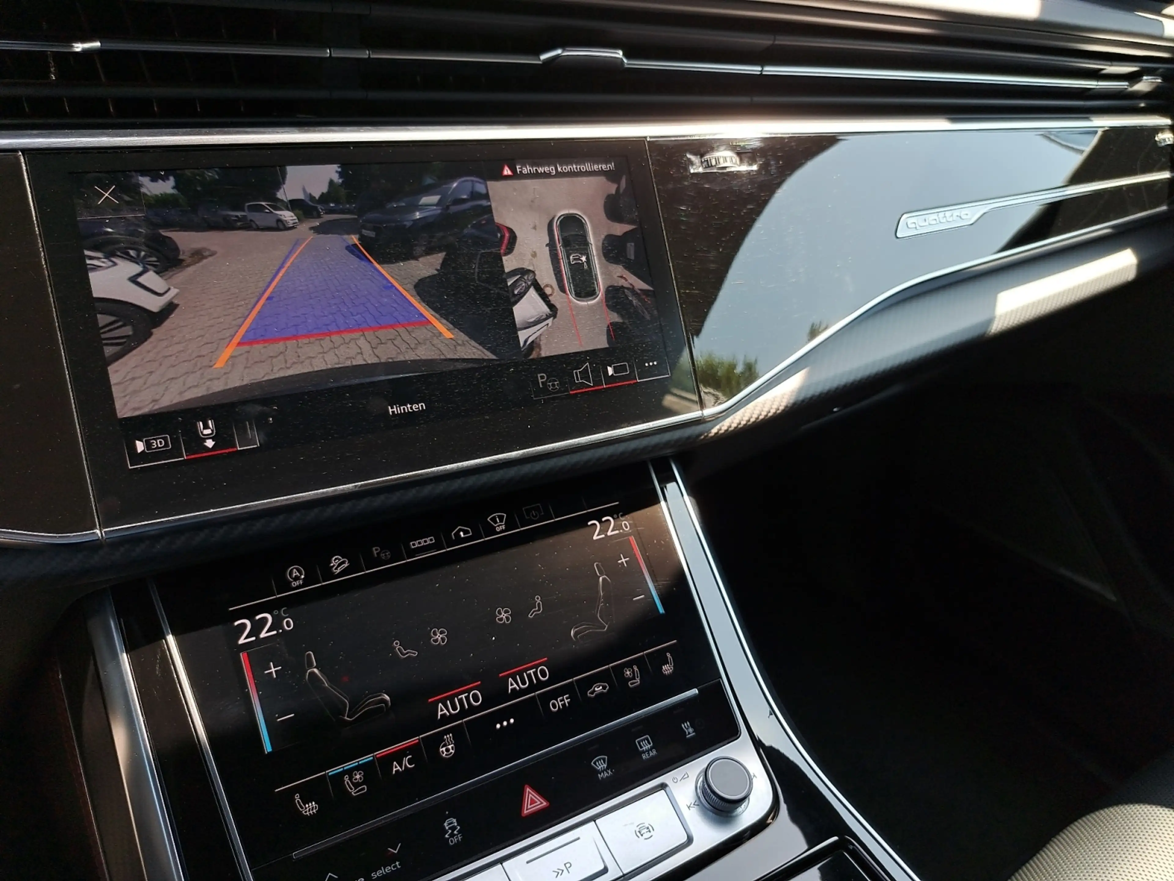 Audi RS Q8 quattro 23" ADVANCED STANDHEIZ HEAD PANO MATRIX — photo 10
