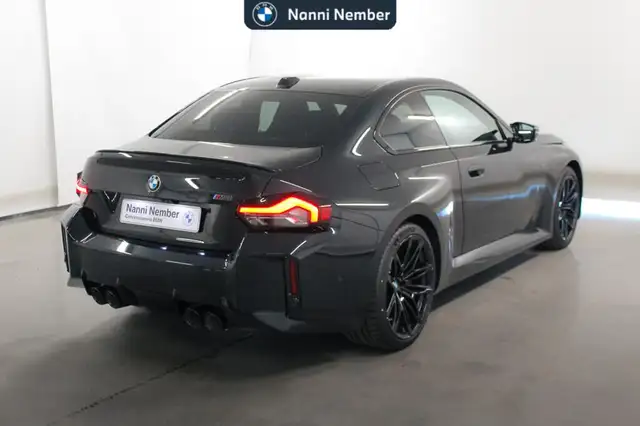 BMW M2 view 3