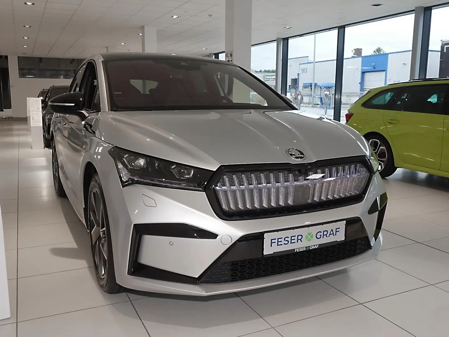 Skoda Enyaq 85x Coupe Sportline AHK, Leder, SHZ, 4*4 Silber - 2