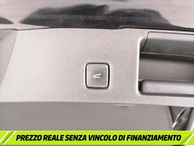 Ford Kuga view 11
