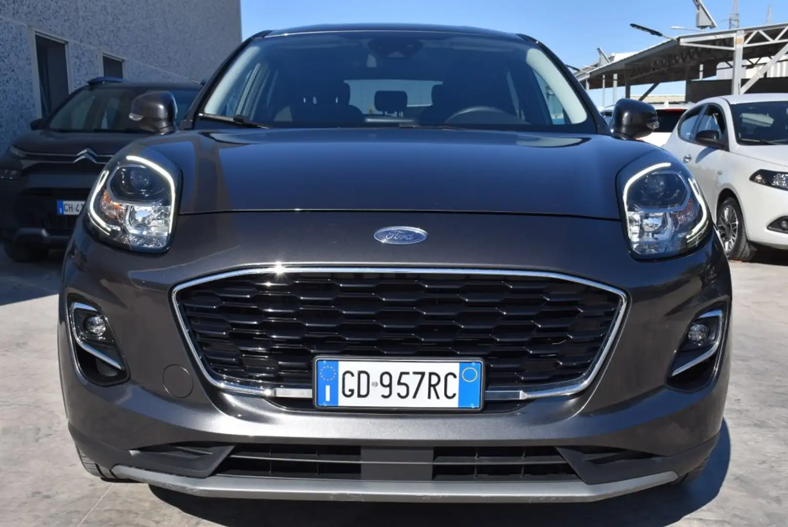 Ford Puma 1.0 EcoBoost Hybrid 125 CV S&S Titanium Grigio - 2