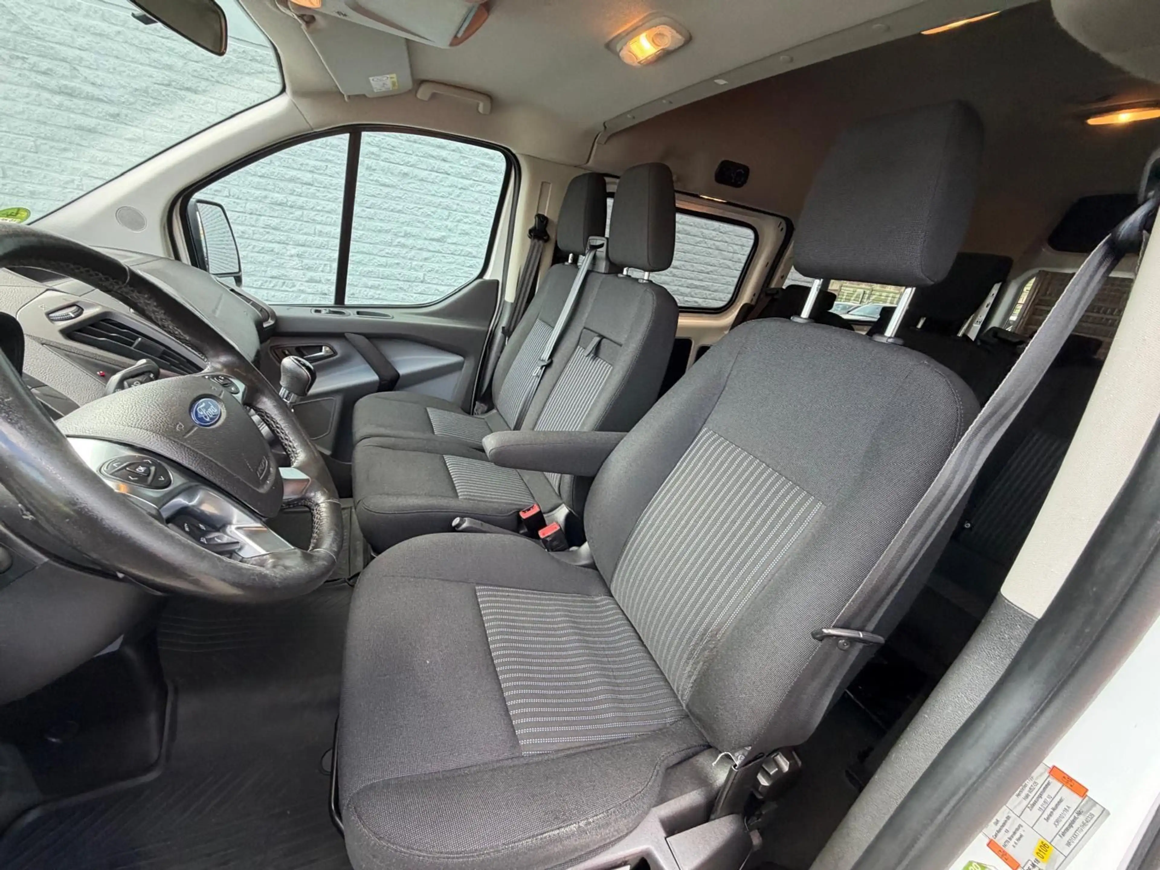 Ford Transit /Tourneo Custom Kombi 310 L2 Trend 8 Sitz — photo 7