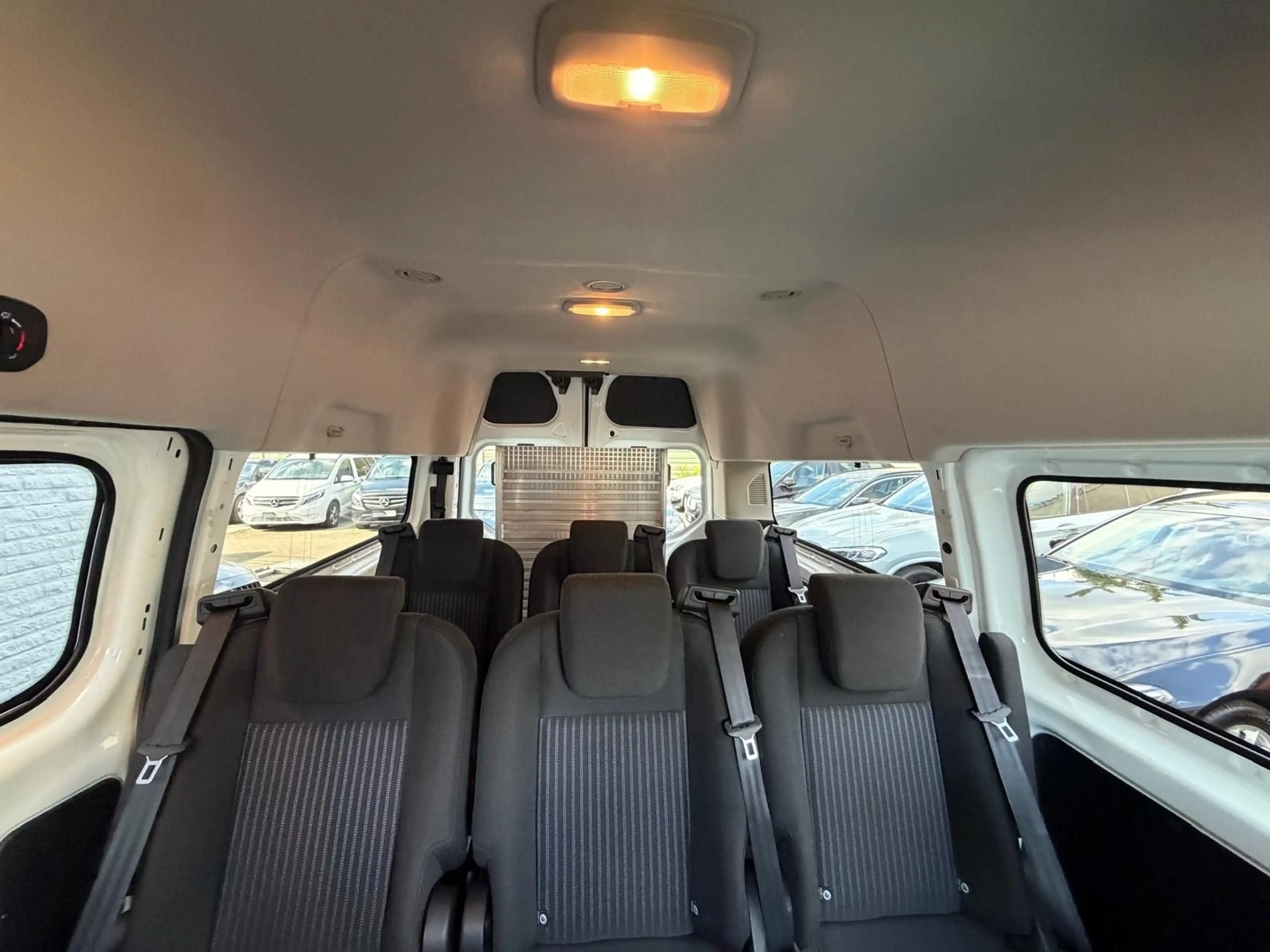 Ford Transit /Tourneo Custom Kombi 310 L2 Trend 8 Sitz — photo 12