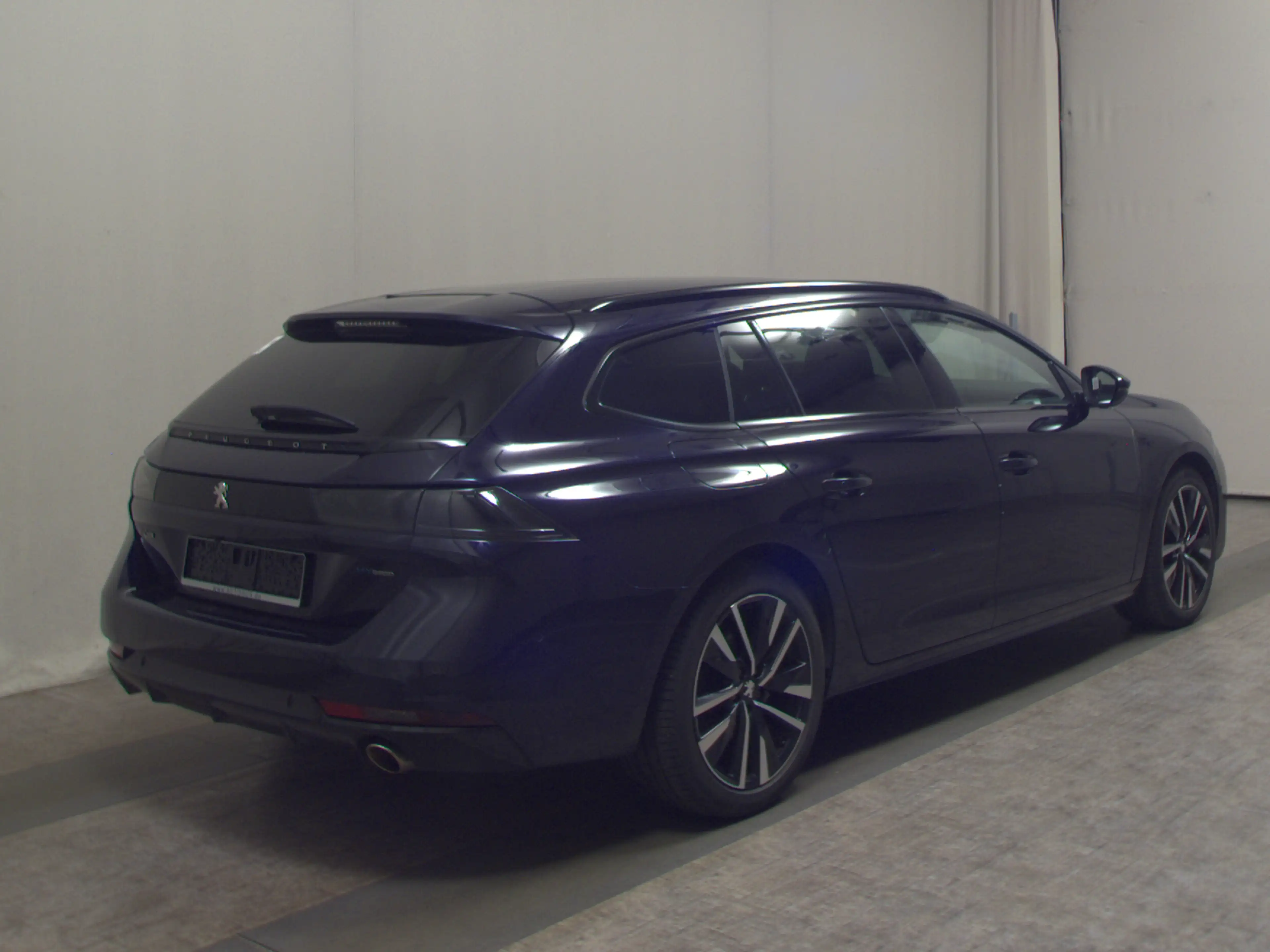 Peugeot 508 508 T-LEDER NAVI SPORTSITZE KLIMAAUT LED RADIO MFL PANO SHZ GSD PDC AHK DAB KAMERA SOUND — photo 4