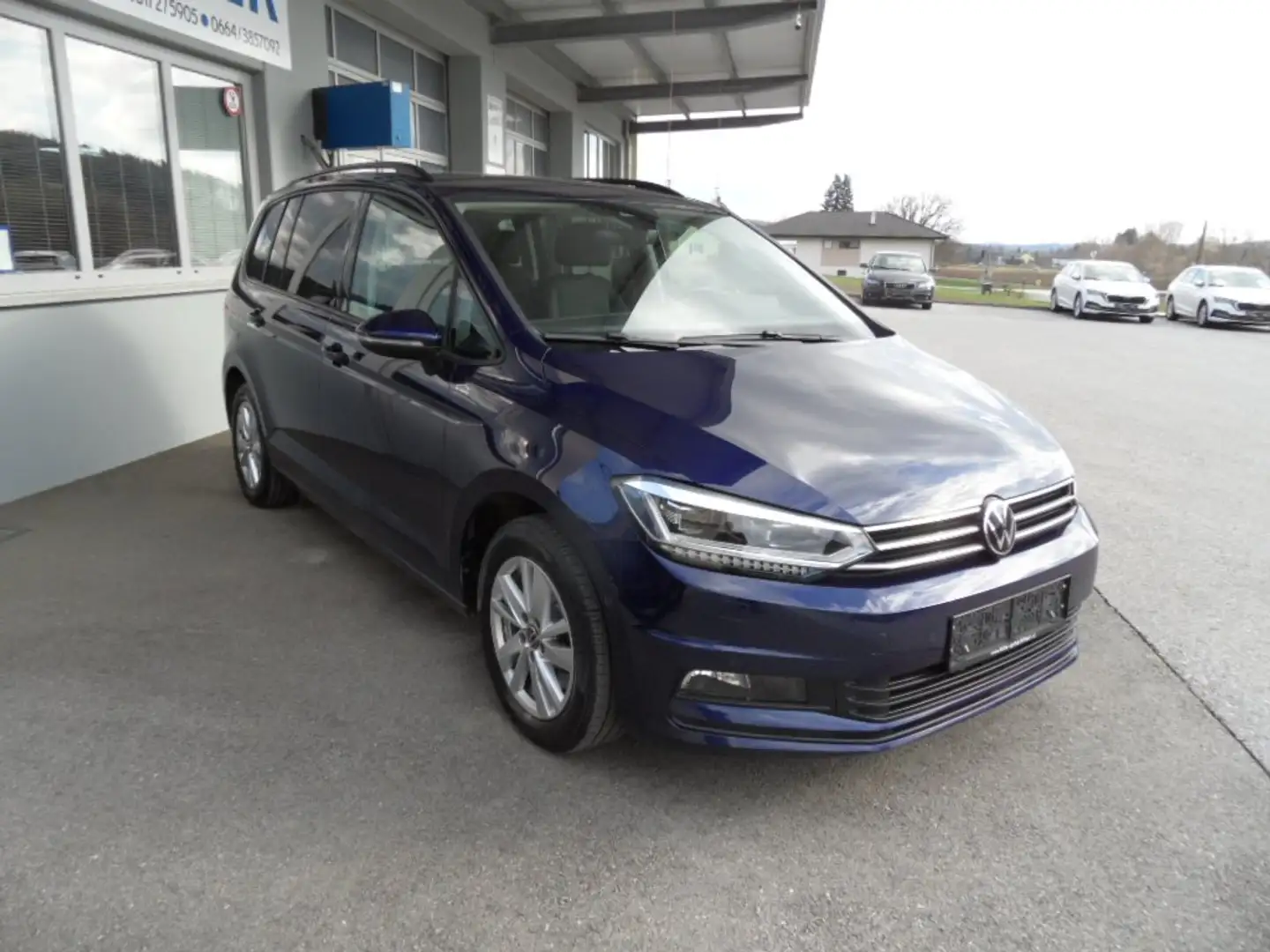 Volkswagen Touran Comfortl. 2,0 TDI *****AHV, LED, Navi, Kamera, ... Blau - 2