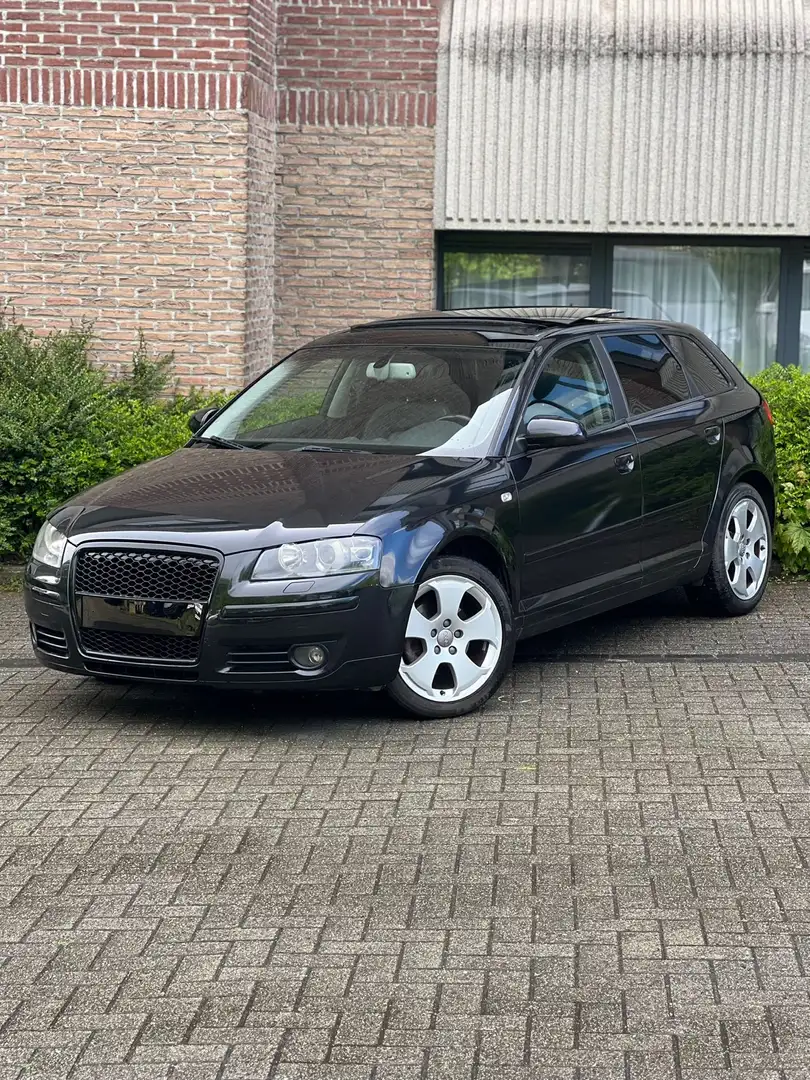 Audi A3 2.0i Essence Automatique edition Luxe Full options Zwart - 1