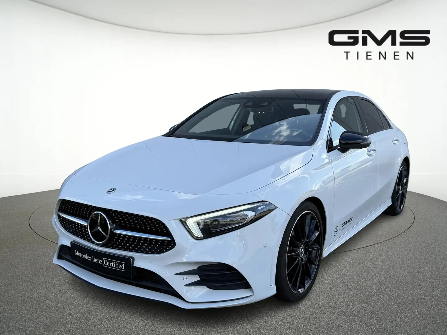 Mercedes-Benz A 180 Limousine A d AMG Line Blanc - 1