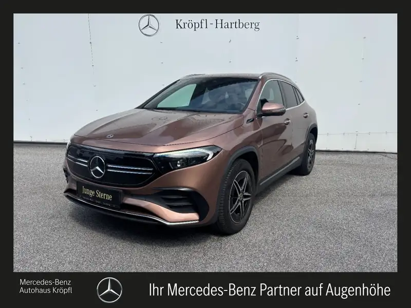 MERCEDES-BENZ Eqa