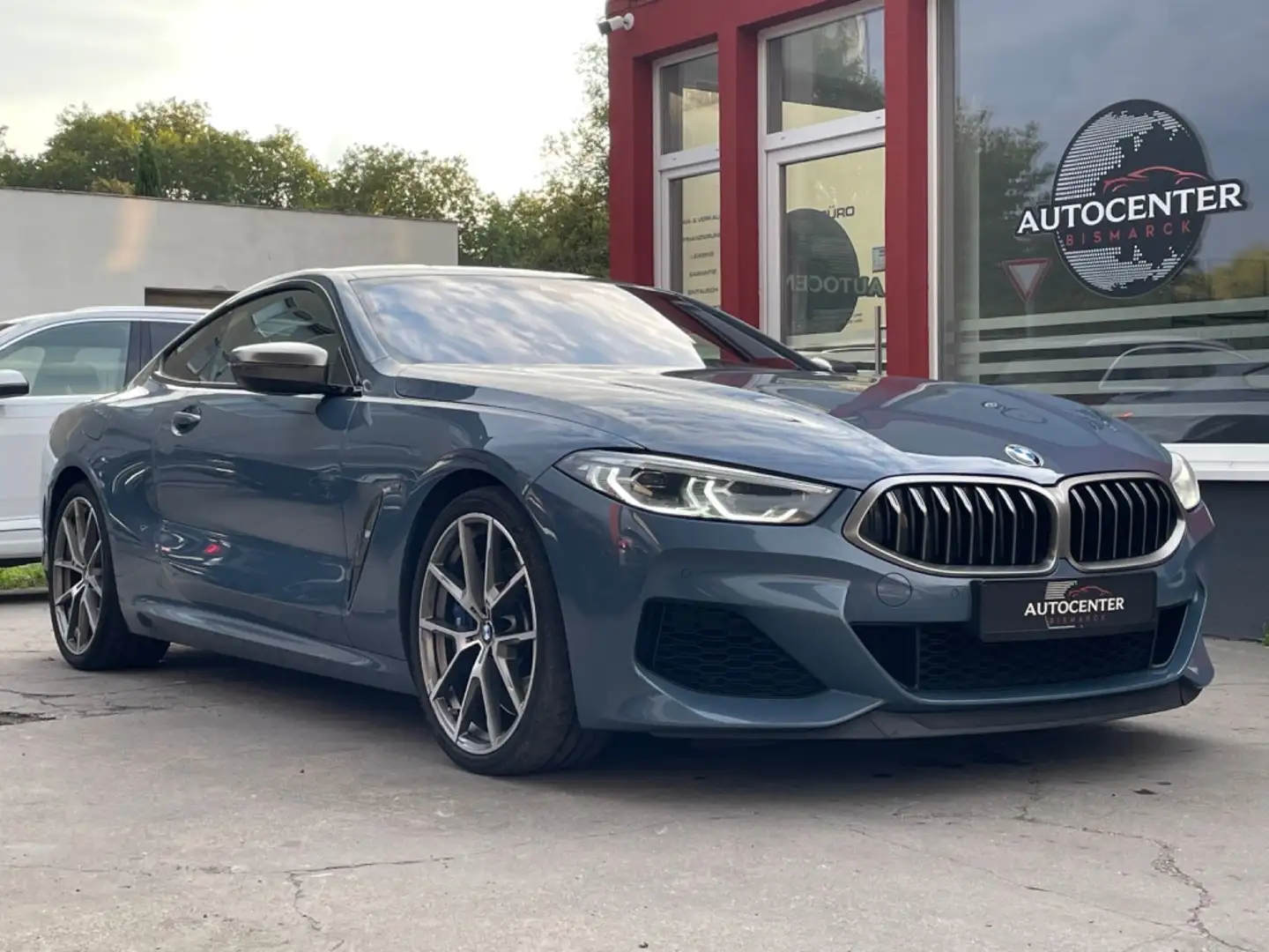 BMW M850 i Coupe xDrive Bleu - 2