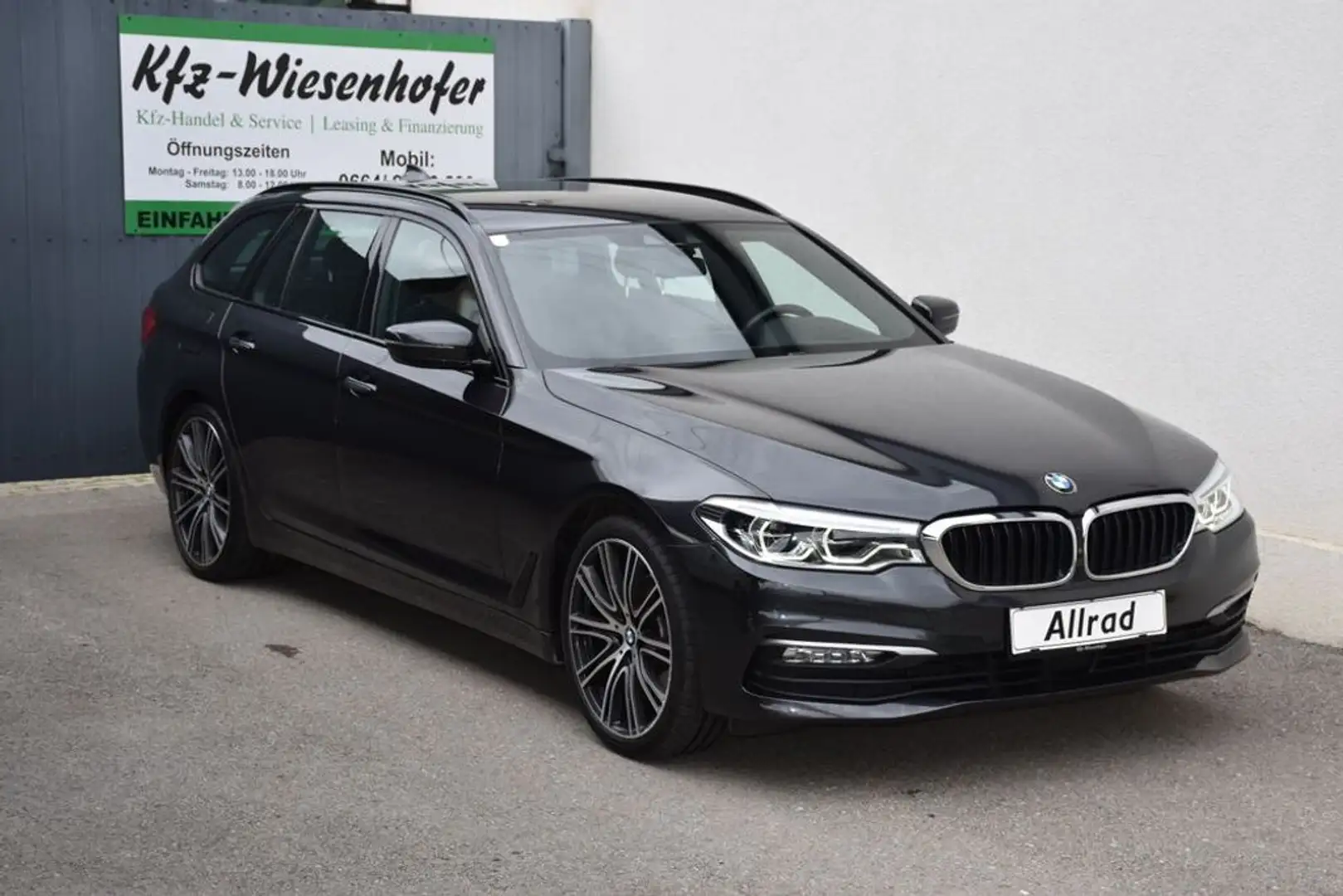 BMW 520 d xDrive / Service + Pickerl NEU / Grijs - 1