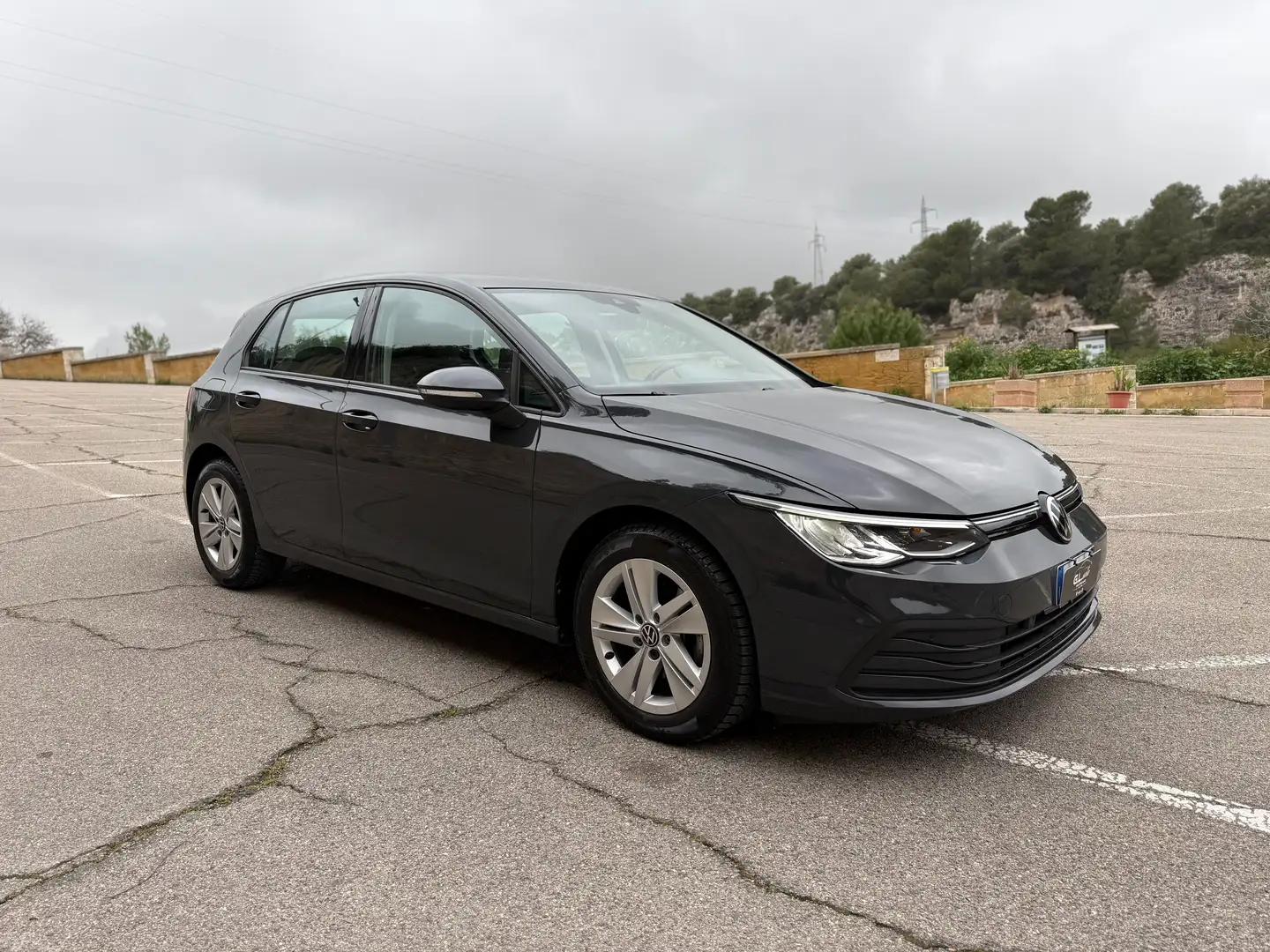 Volkswagen Golf 8/2.0 115cv/AMBIENT LIGHTS/CAR PLAY/TAGLIANDI VW Grigio - 1