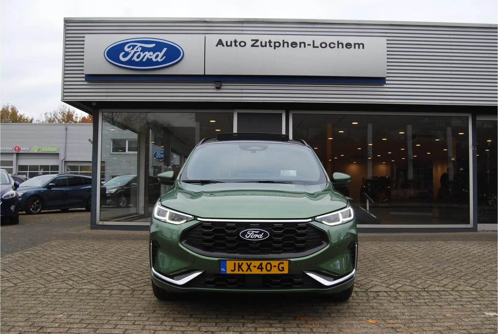 Ford Kuga 2.5 PHEV 243PK ST-Line X | PANORAMADAK | TREKHAAK Vert - 2