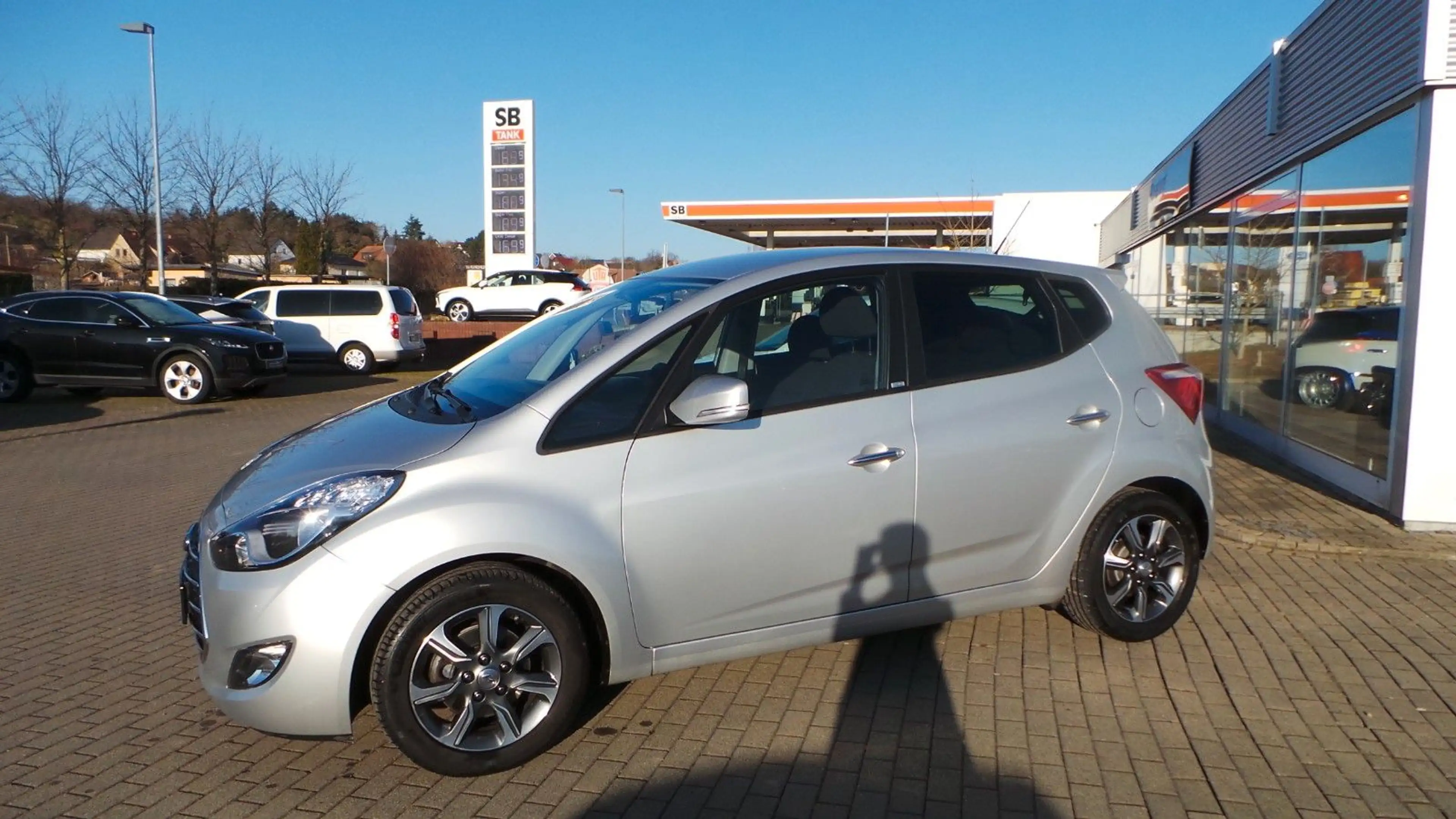 Hyundai iX20 Passion Klimaautomatik, Sitzheizung, Navi — photo 3