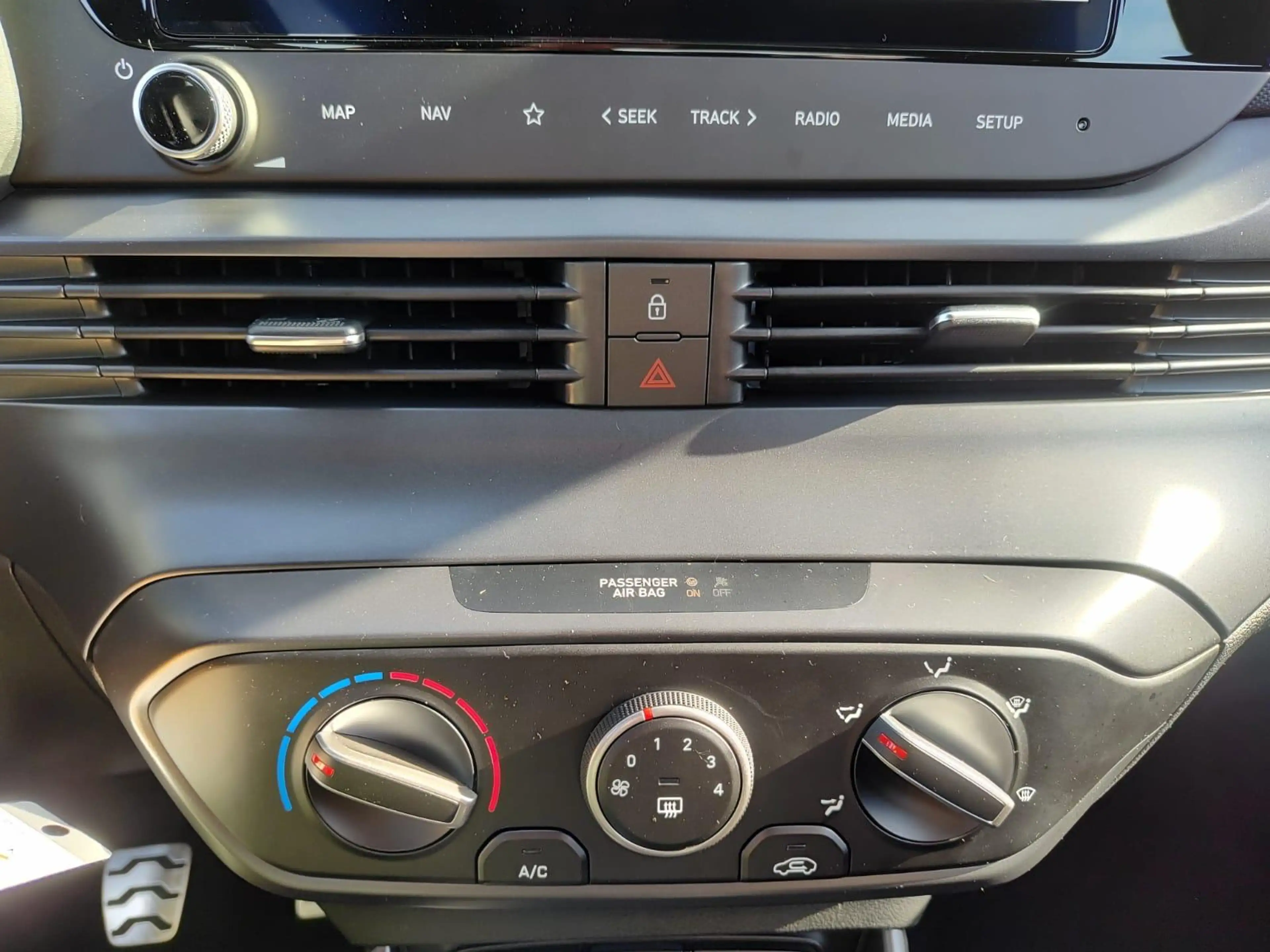 Hyundai BAYON 1.0 T-GDI Comfort VOORRAAD VOORDEEL | Navigatie | — photo 14
