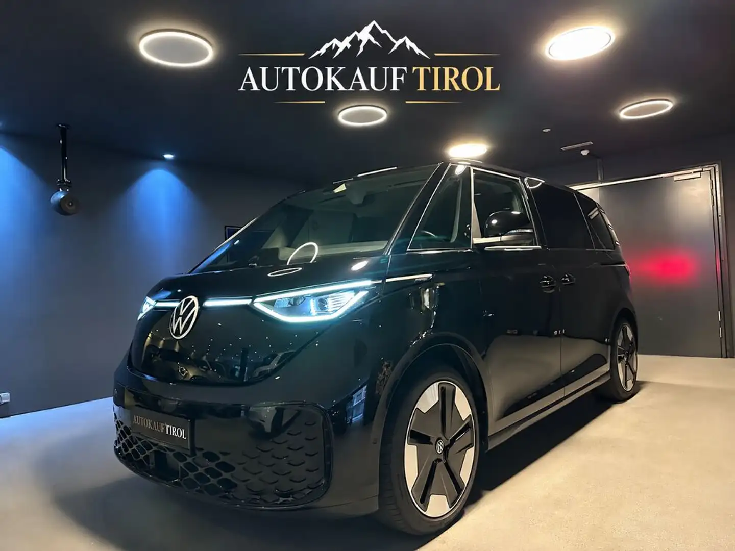 Volkswagen ID. Buzz 150 kW Pro 21'' I Anhängevorrichtung Schwarz - 1