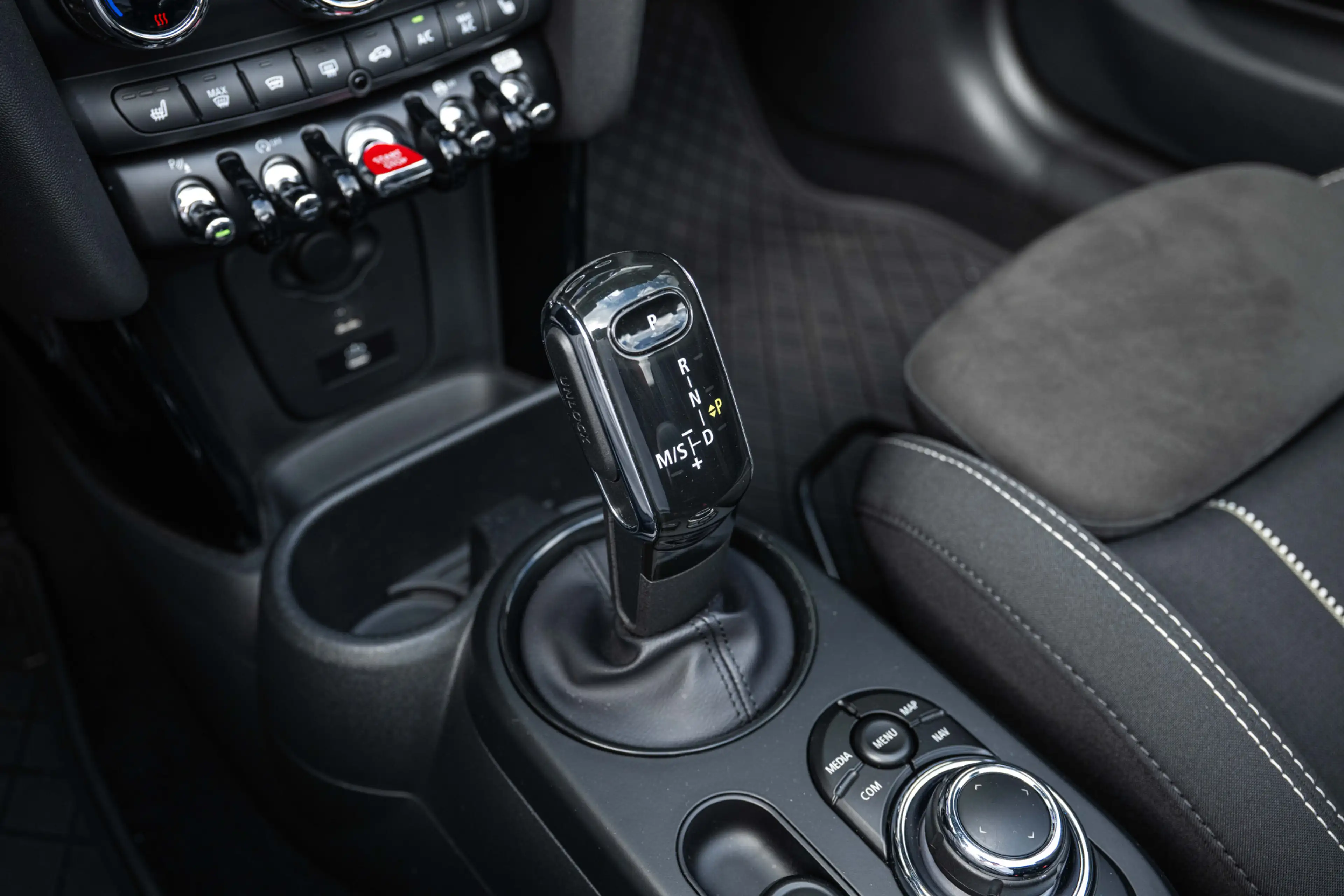 MINI John Cooper Works Cabrio Automaat / Achteruitrijcamera / JCW Sportstoelen / — photo 15