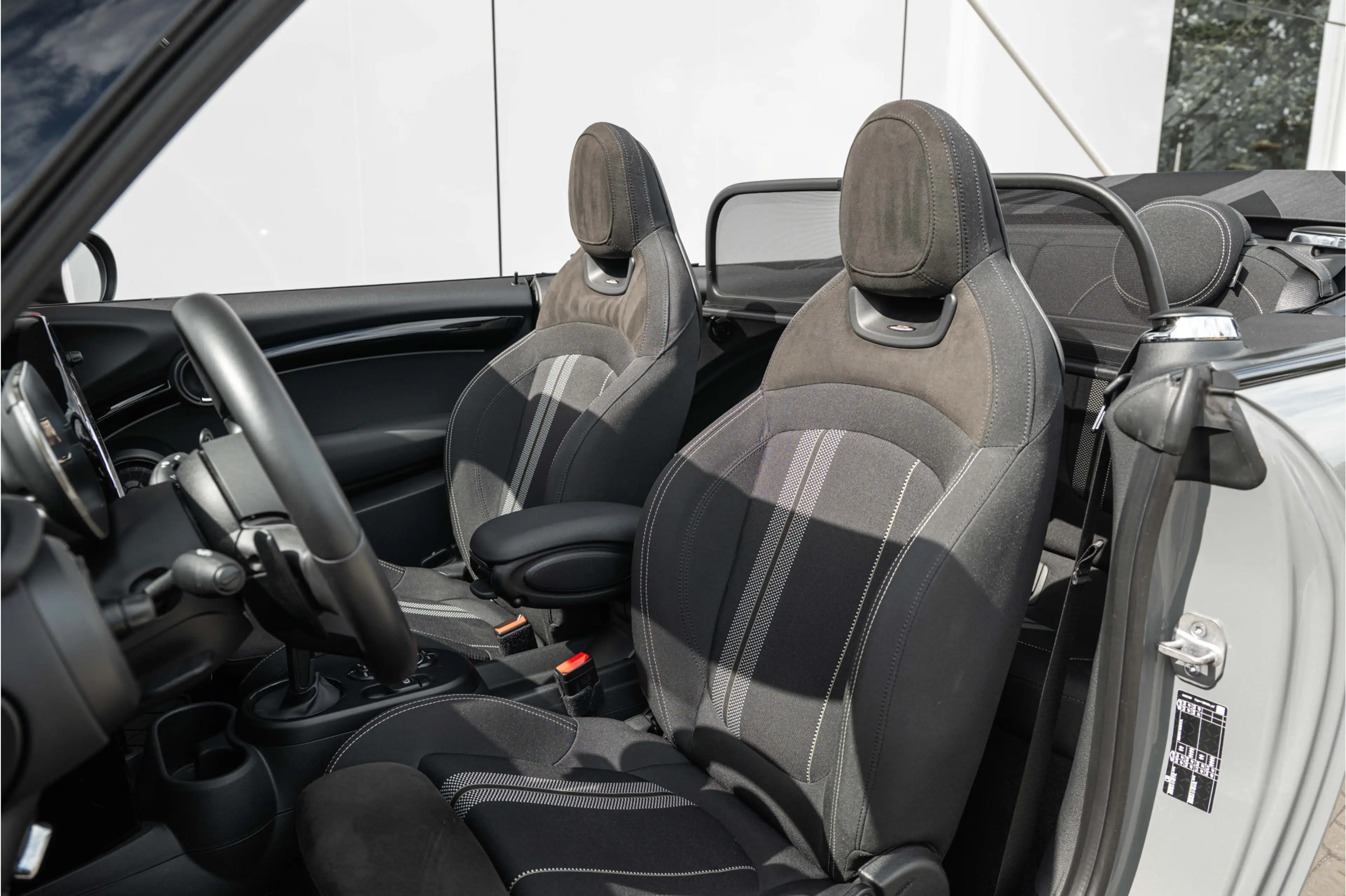 MINI John Cooper Works Cabrio Automaat / Achteruitrijcamera / JCW Sportstoelen / — photo 4