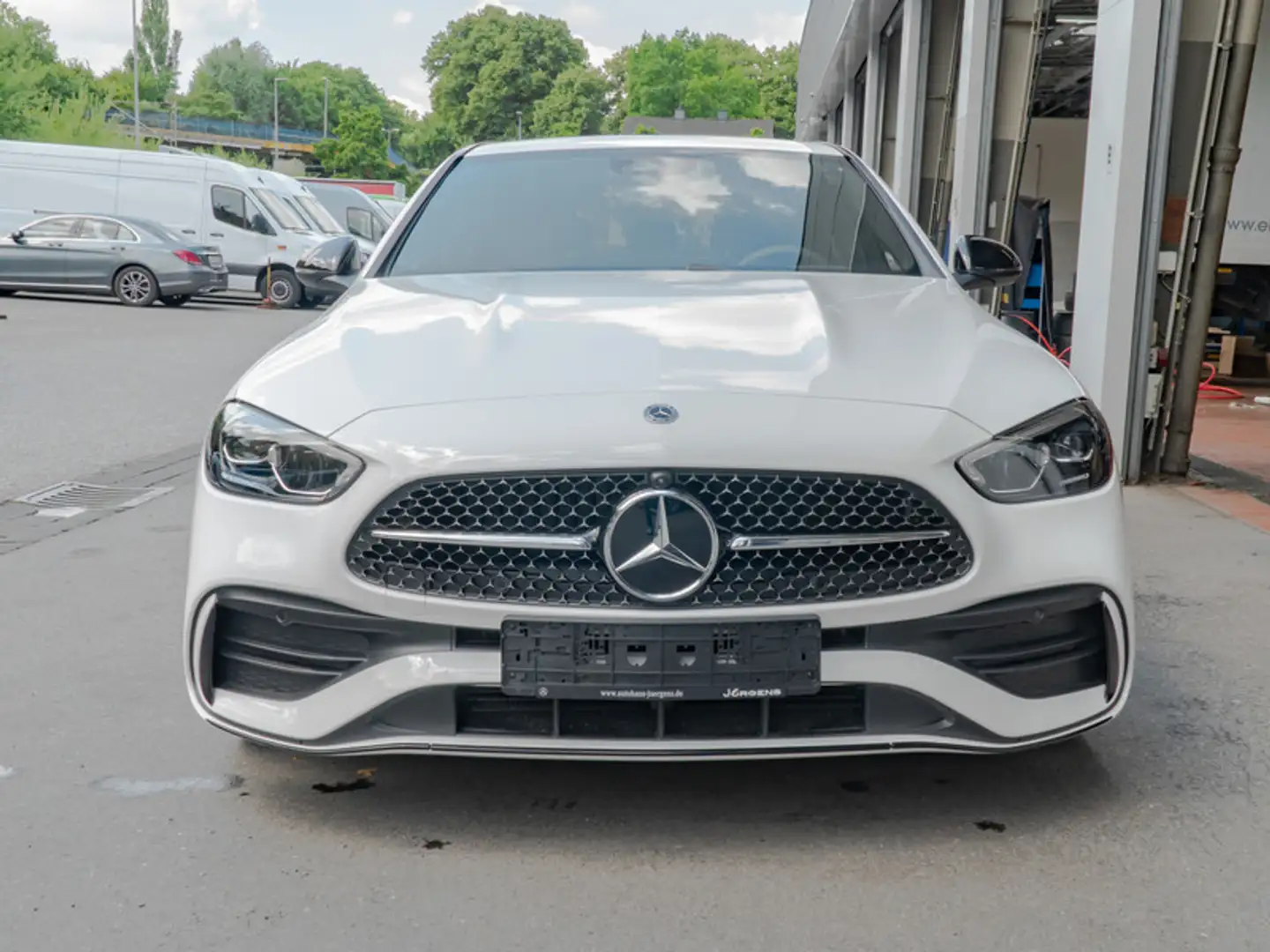 Mercedes-Benz C 180 AMG-Sport/Night/360/Memo/Tow/LED/SpiegelP Weiß - 2
