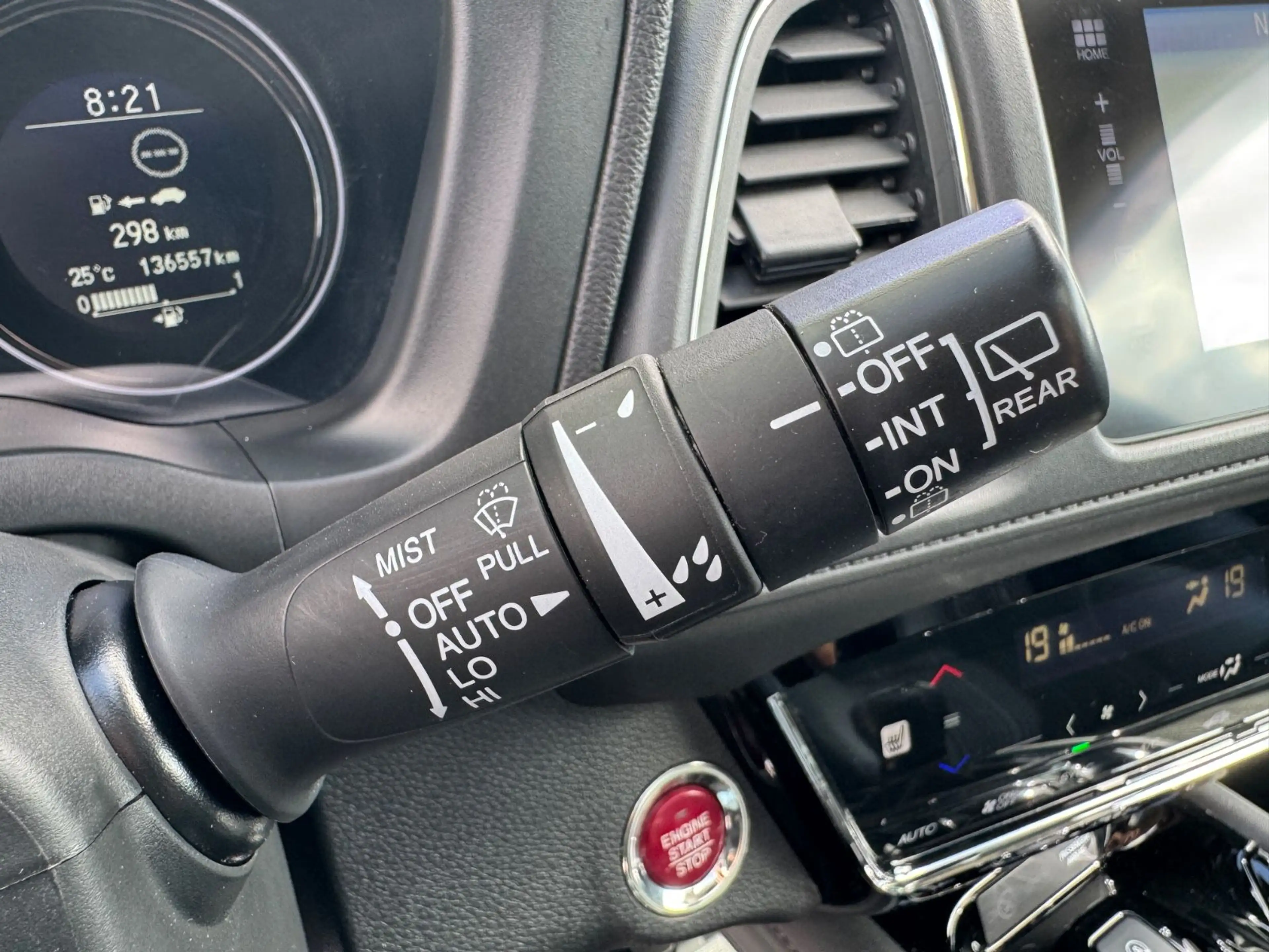 Honda HR-V 1.6 Executive 1. Hand Kamera Tempomat — photo 15