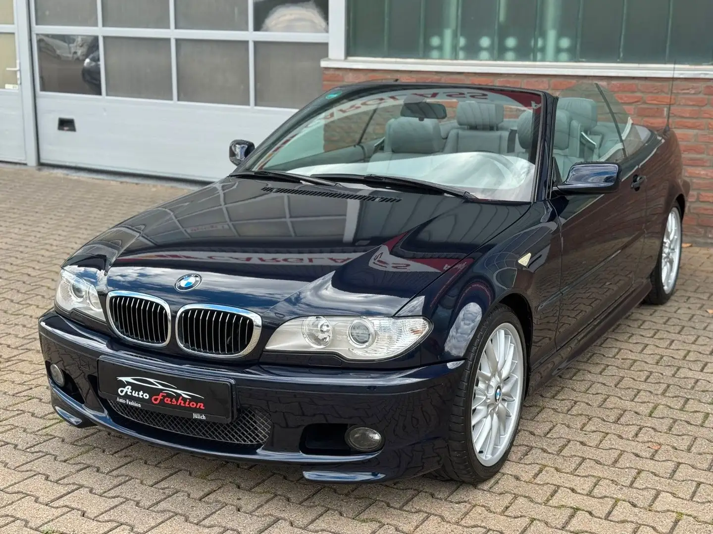 BMW 320 Ci Cabrio Automatik M-Paket e46 Nur 66000Km Blau - 1