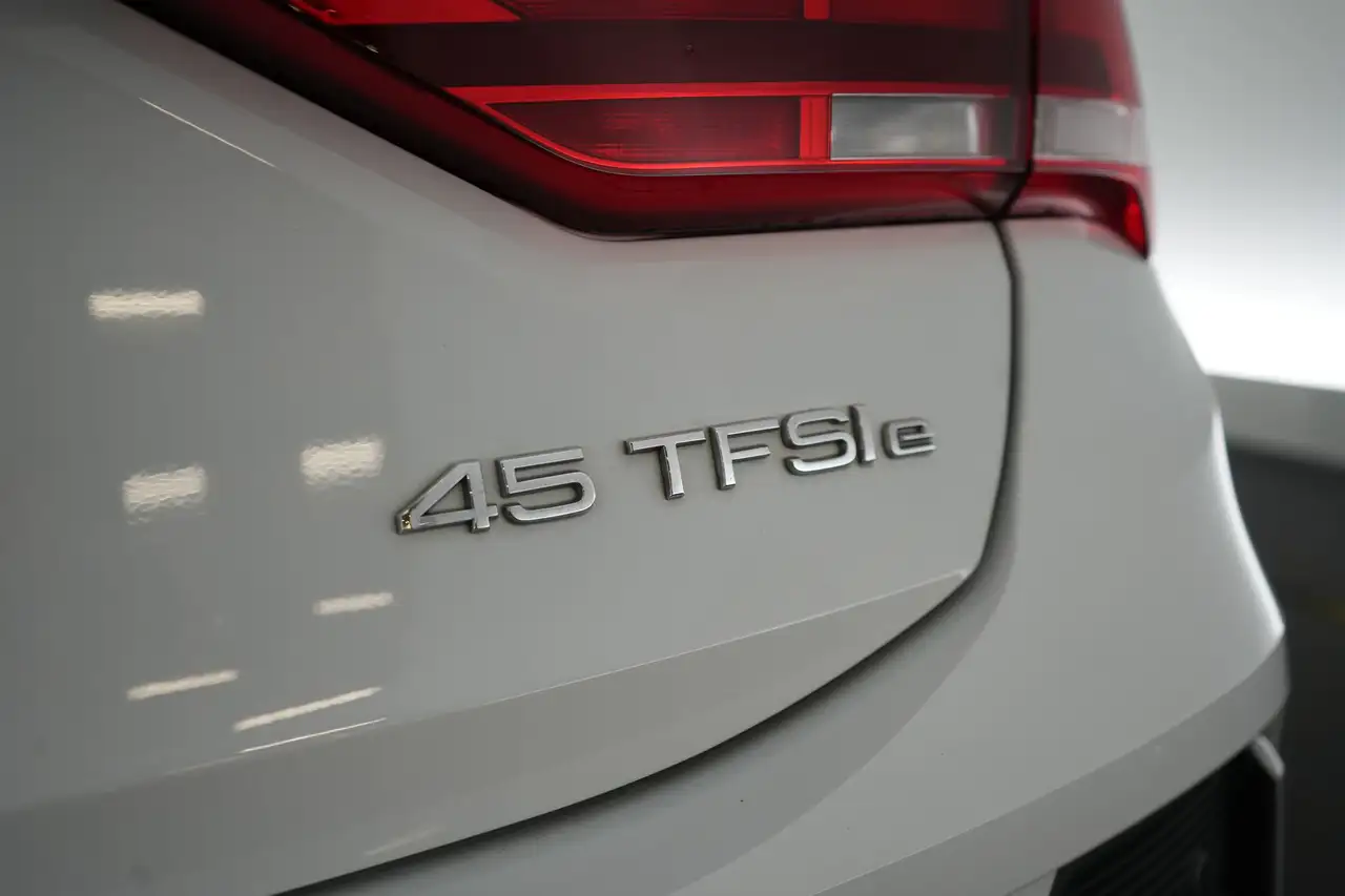 Audi Q3 Sportback 45 TFSI e PHEV S-Tronic S-Line LEDER/ALC, миниатюра 28