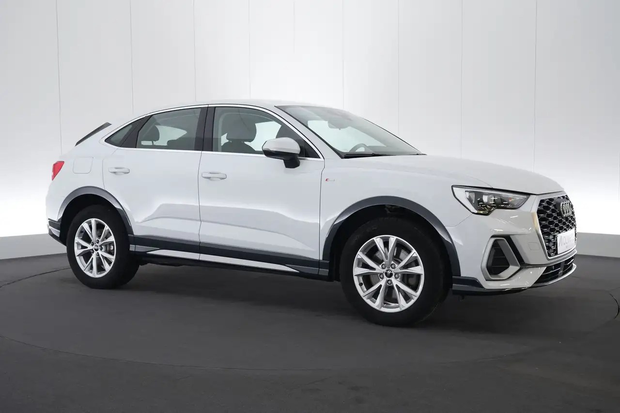 Audi Q3 Sportback 45 TFSI e PHEV S-Tronic S-Line LEDER/ALC, миниатюра 4