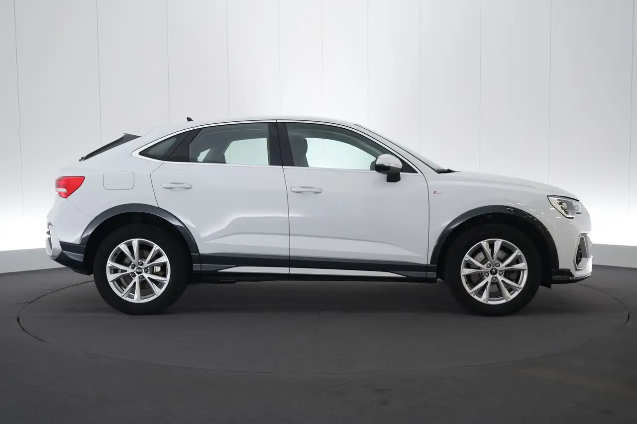 Audi Q3 Sportback 45 TFSI e PHEV S-Tronic S-Line LEDER/ALC, миниатюра 5