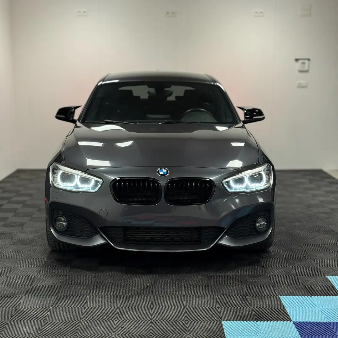 BMW 118 118i Pack M Grijs - 2