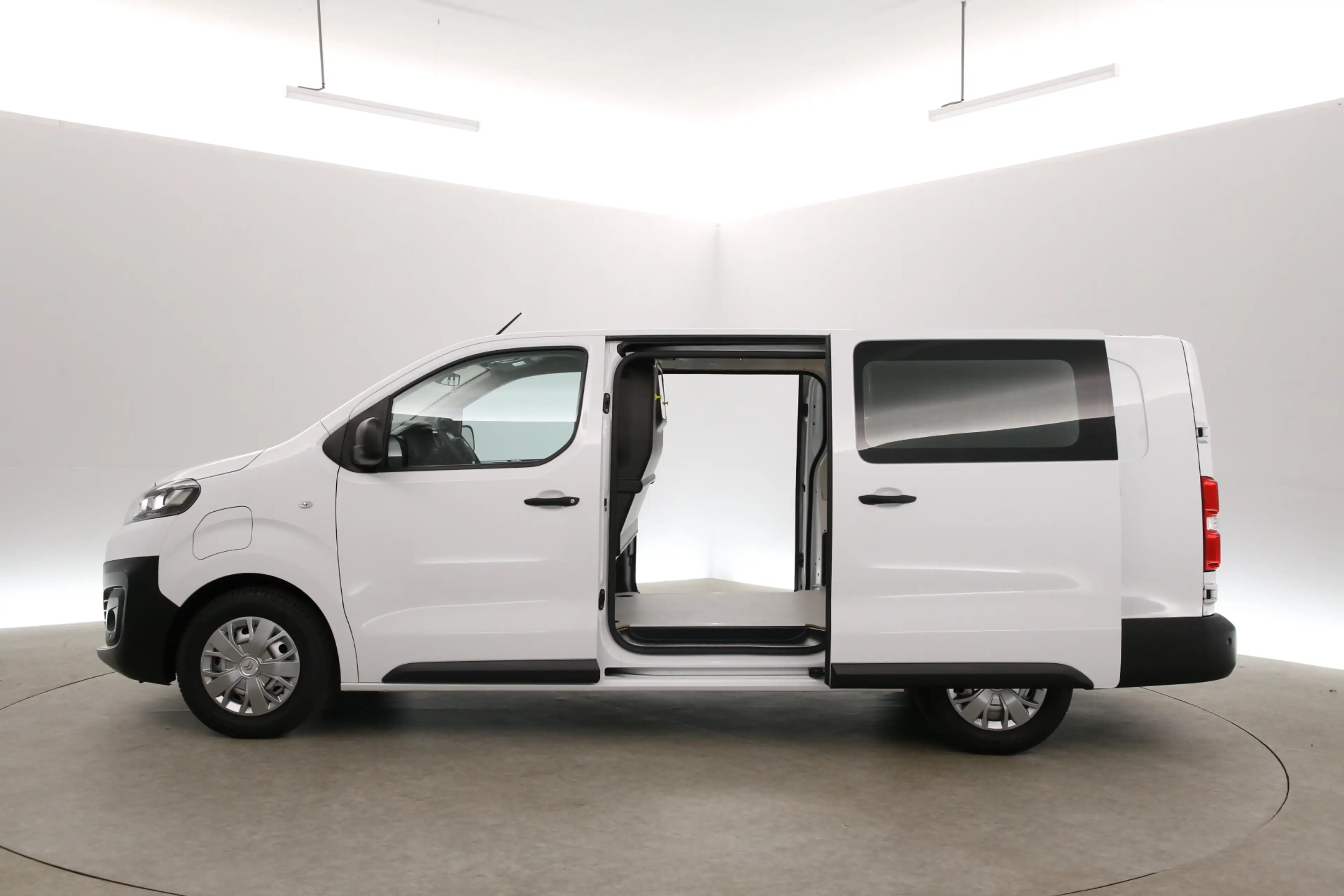 Peugeot e-Expert e-Jumpy L3H1 | Snelladen | SOH 99% | Airco | Camer — photo 8