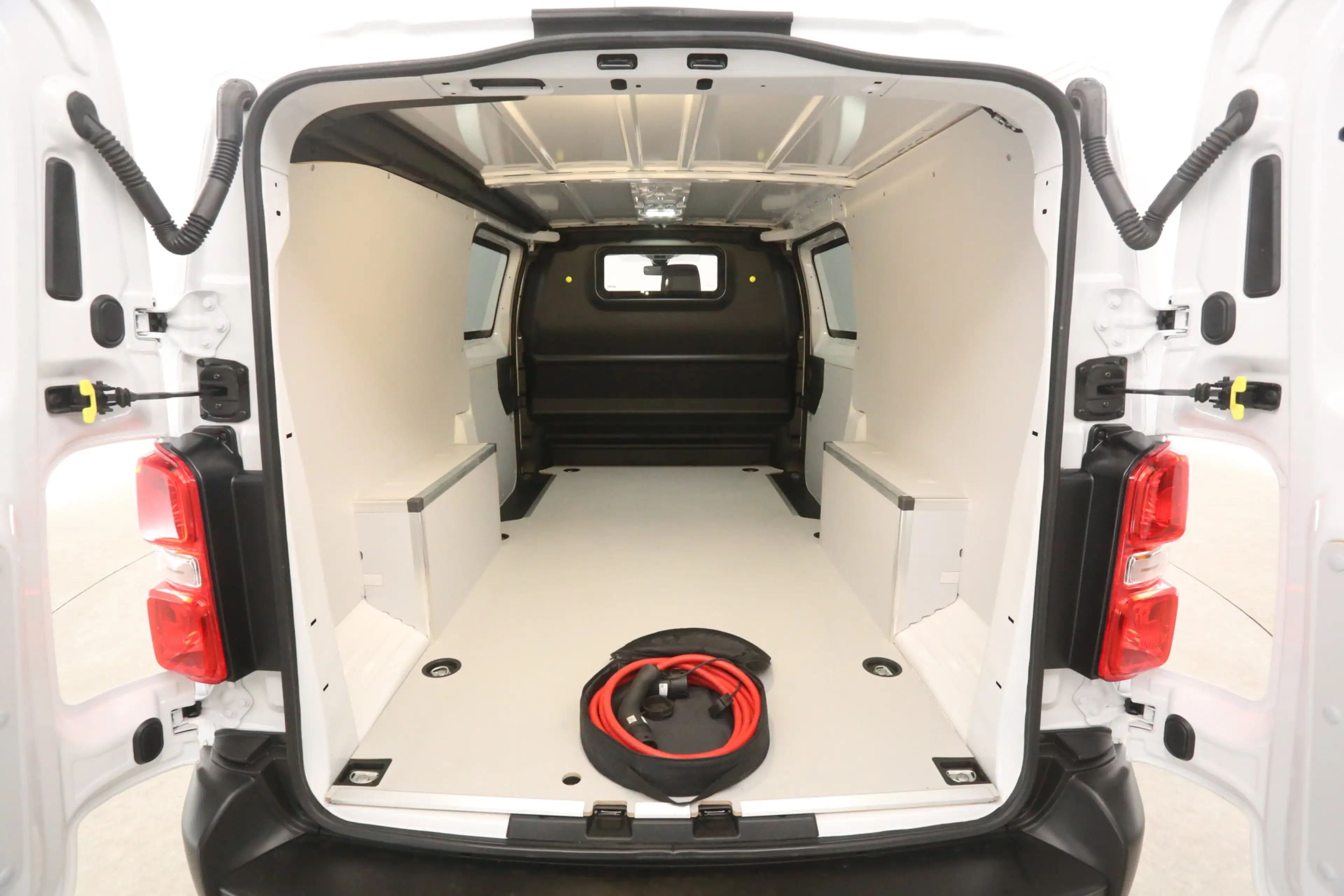 Peugeot e-Expert e-Jumpy L3H1 | Snelladen | SOH 99% | Airco | Camer — photo 3