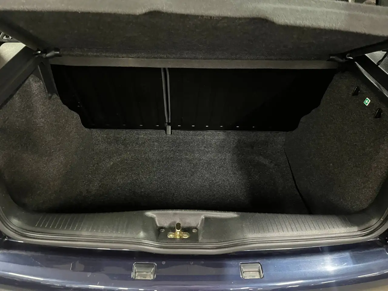 Volkswagen Polo 5p 1.6 aria condizionata e servosterzo!!, foto 7