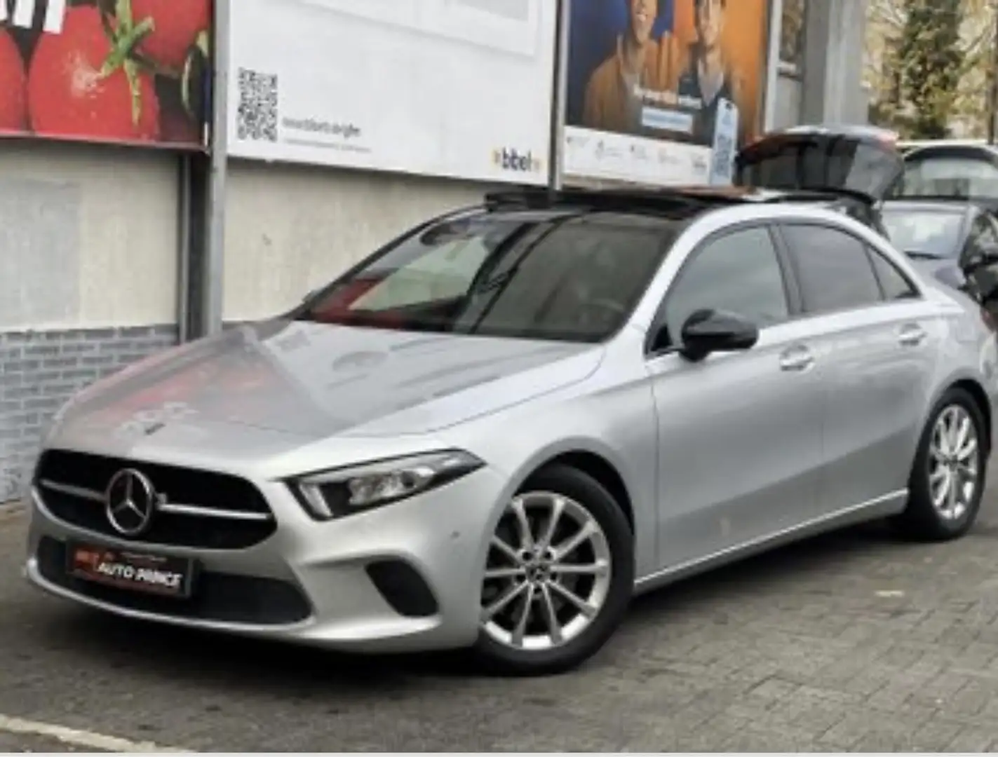 Mercedes-Benz A 220 4Matic 7G-DCT AMG Line GARANTIE,TÜV NEU - 1