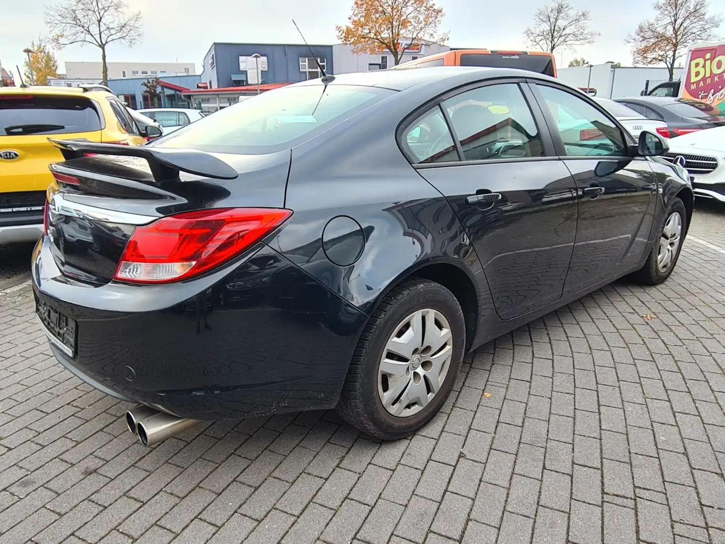 Opel Insignia A Lim. Selection Schwarz - 2