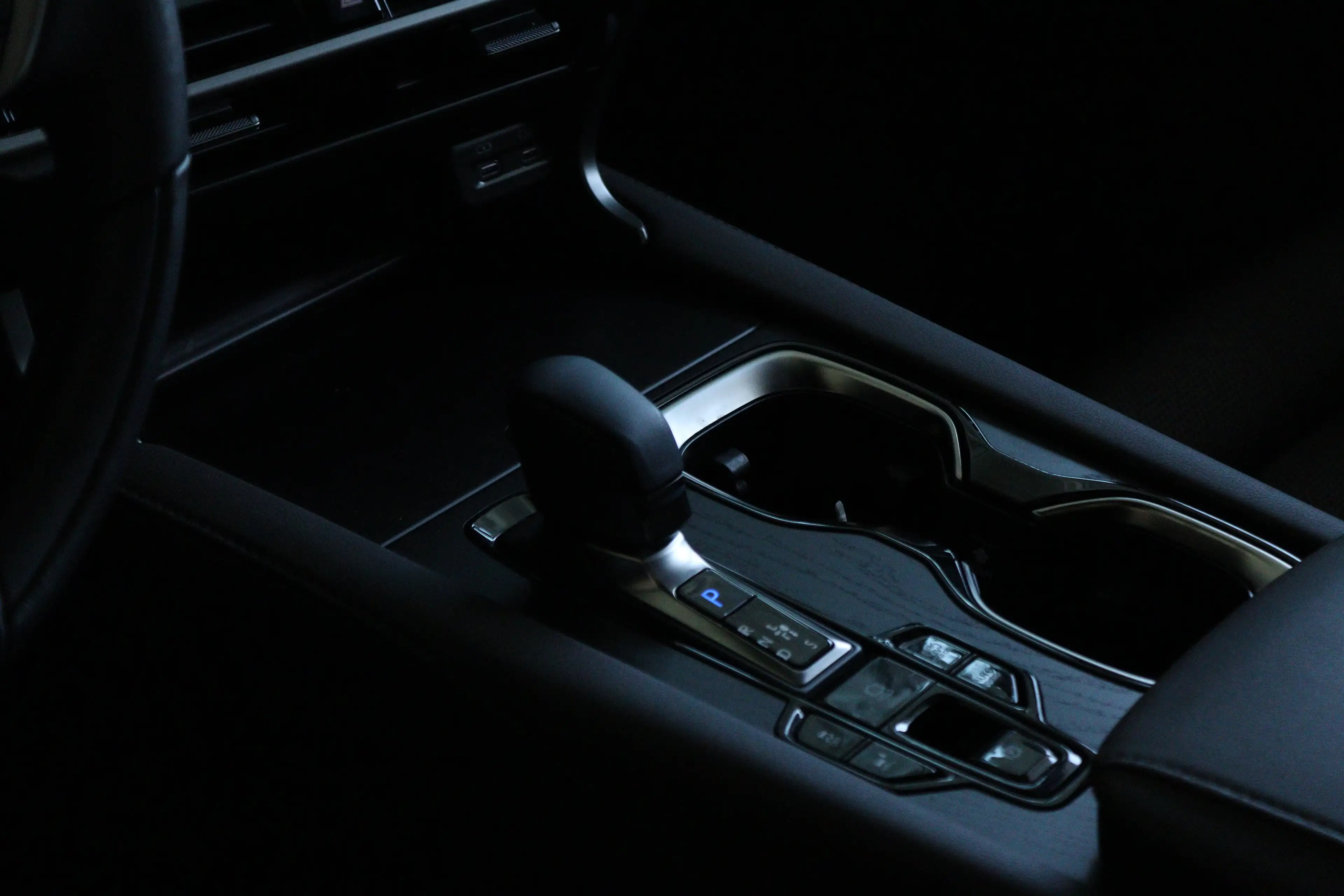 Lexus RX 450h 450h+ Plug-in Hybrid President Line ''OP AFSRPAAK' — photo 17