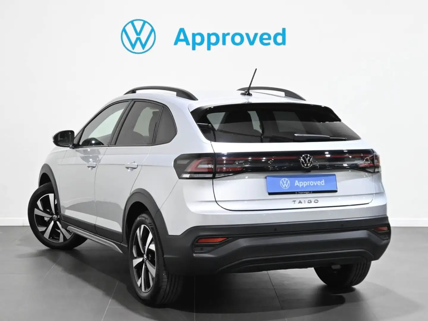 Volkswagen Taigo 1.0 TSI Más DSG 85kW Plateado - 2