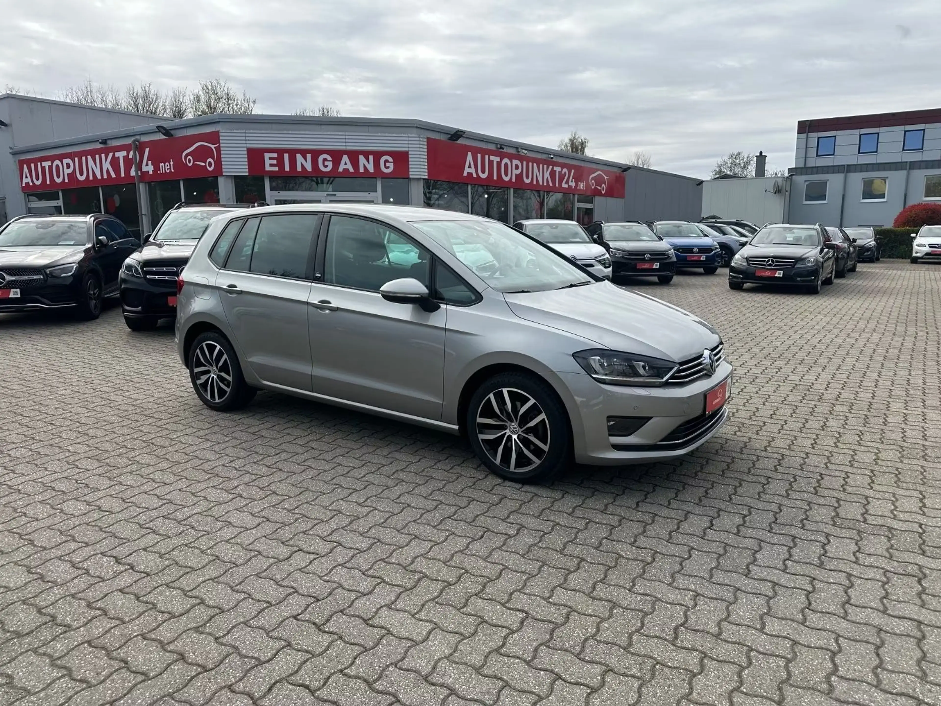 Volkswagen Golf Sportsvan Sportsvan VII 1.4 TSI Sound ACC Navi LED 17" SHZ — photo 4