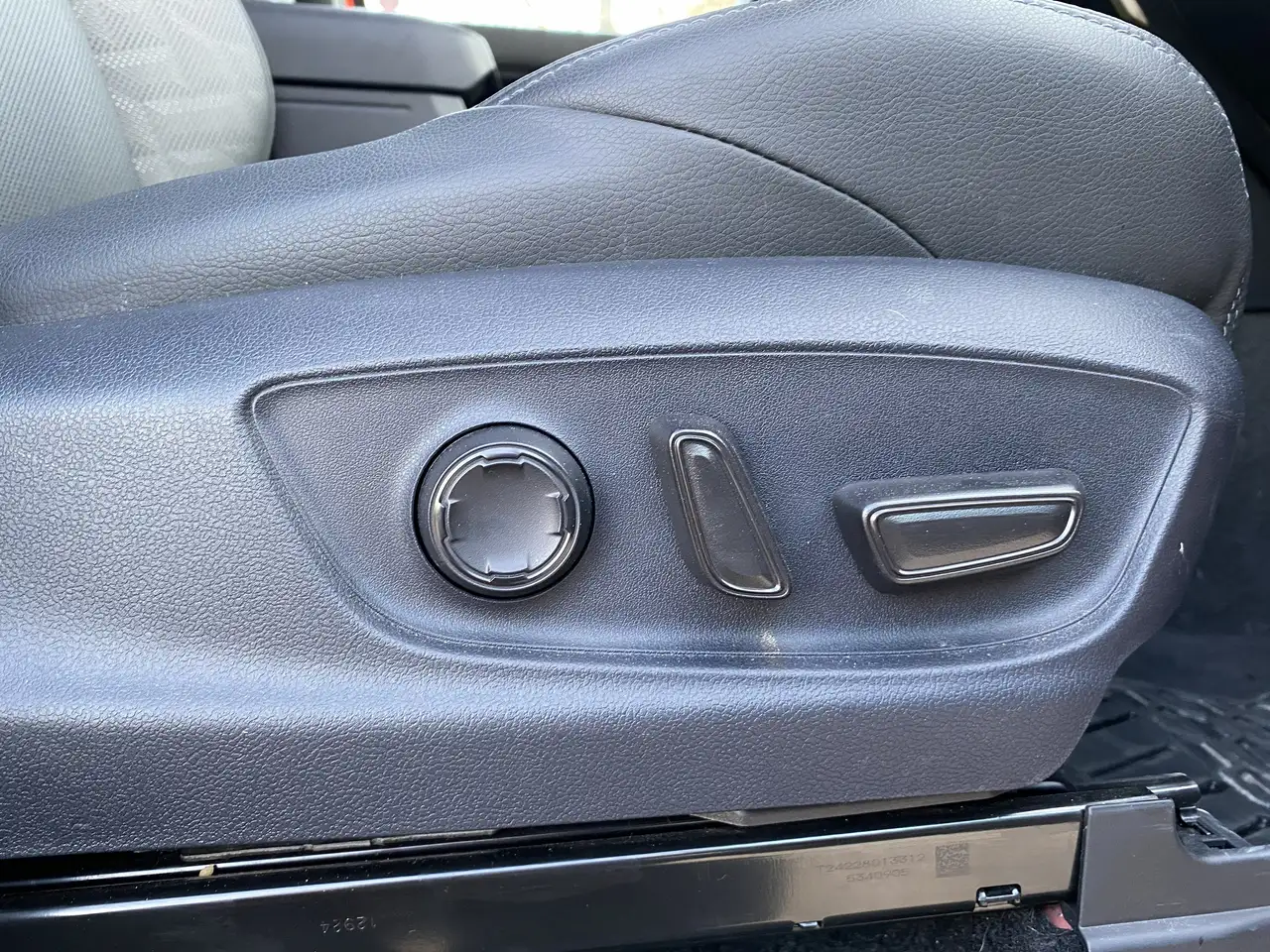 Toyota Tacoma снимка Toyota Tacoma
