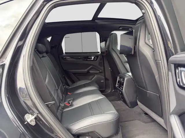 Porsche Cayenne E-Hybrid E-Hybrid AHK/Panorama/Nachtsicht/18-Wege Ansicht 17