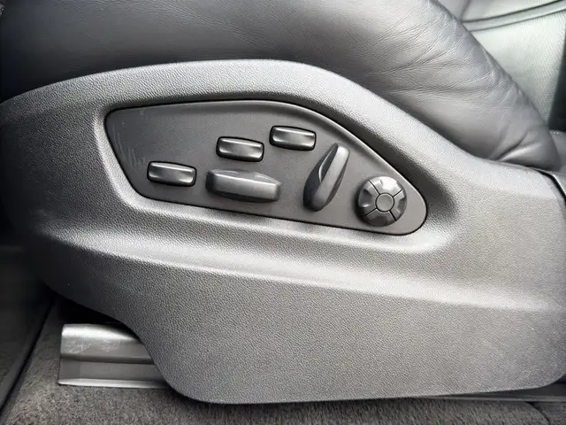 Porsche Cayenne E-Hybrid E-Hybrid AHK/Panorama/Nachtsicht/18-Wege Ansicht 20