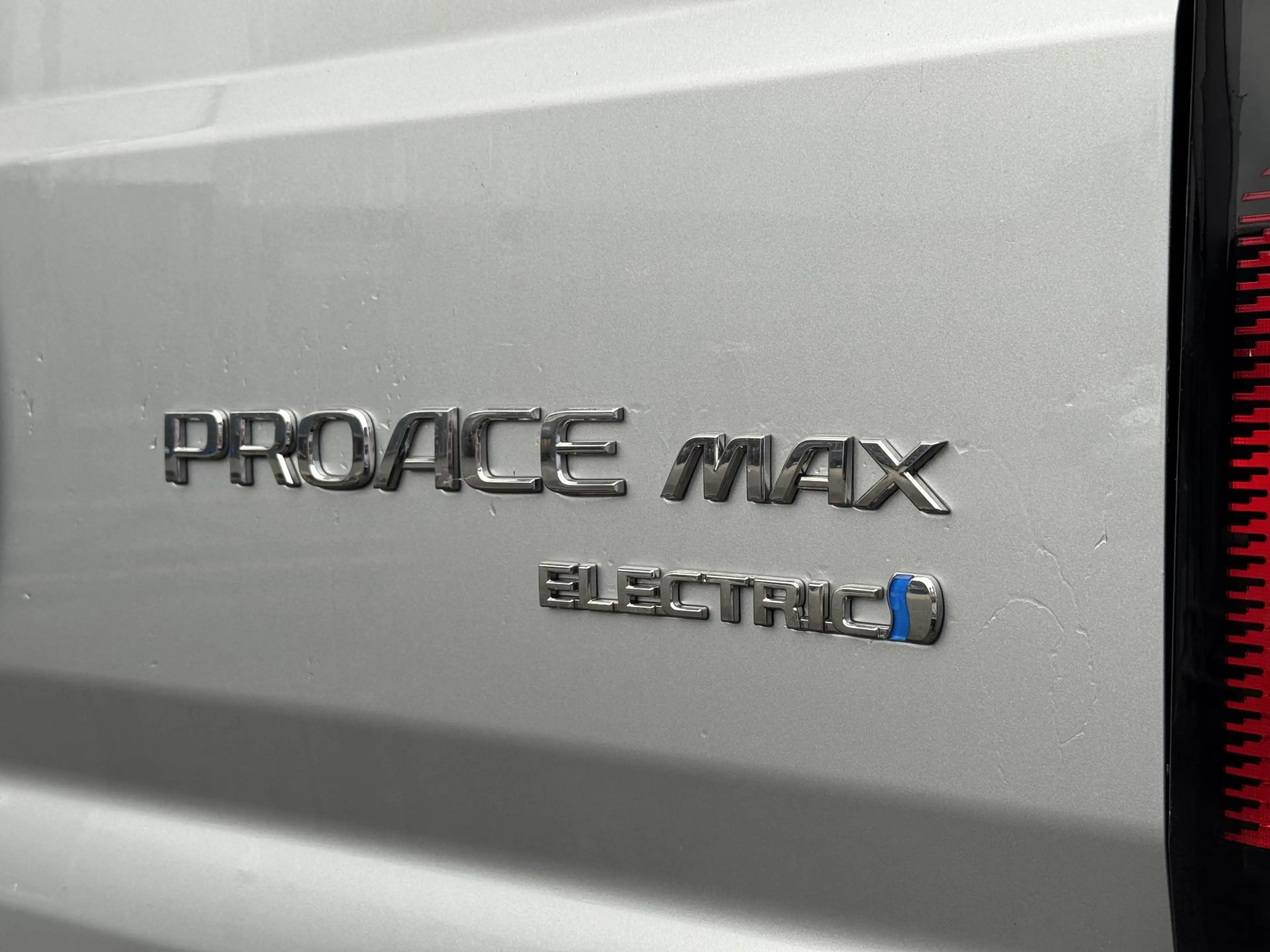Toyota Proace Max Elec 3.5t L3H2 Professional Heavy 110 kWh — photo 4
