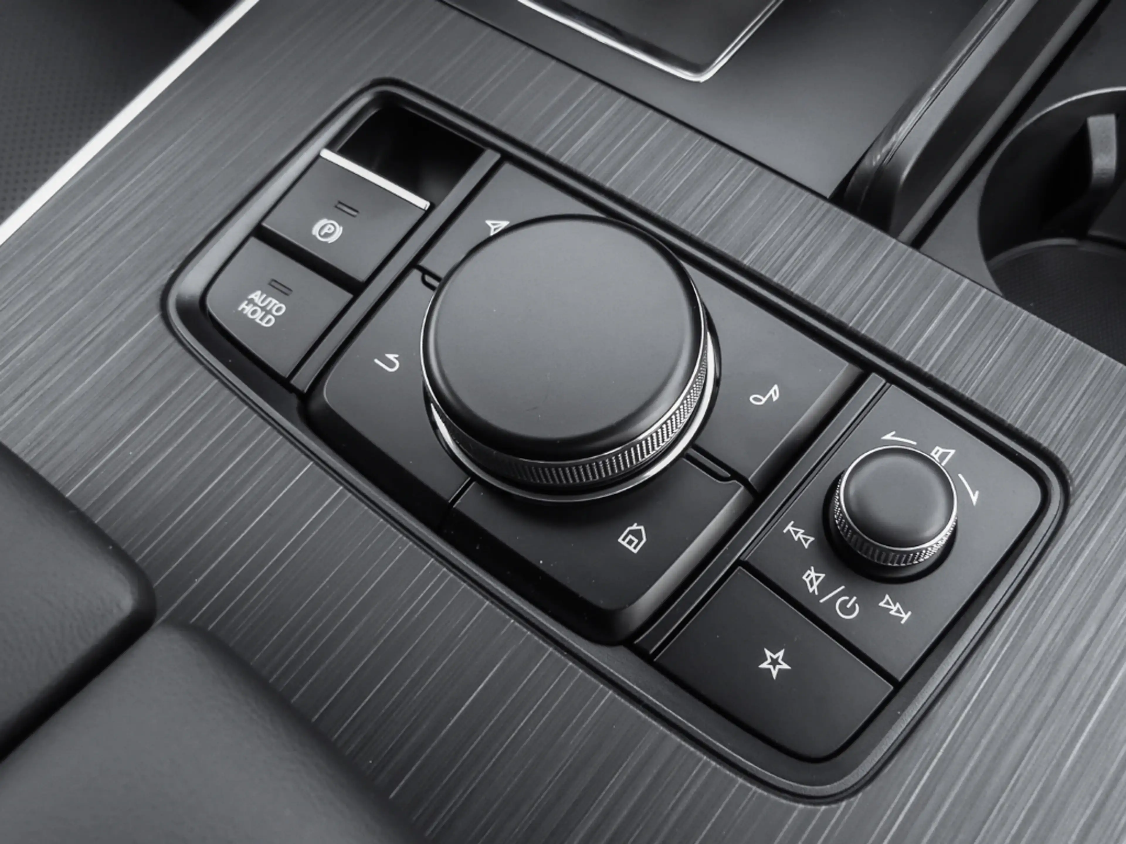 Mazda CX-80 2026 3.3L e-SKYACTIV D 254ps 8AT AWD Homura CAHO — photo 11