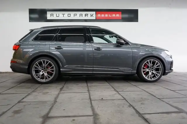 Audi Q7 55 TFSI quattro competition plus/MEGA-SPEC !