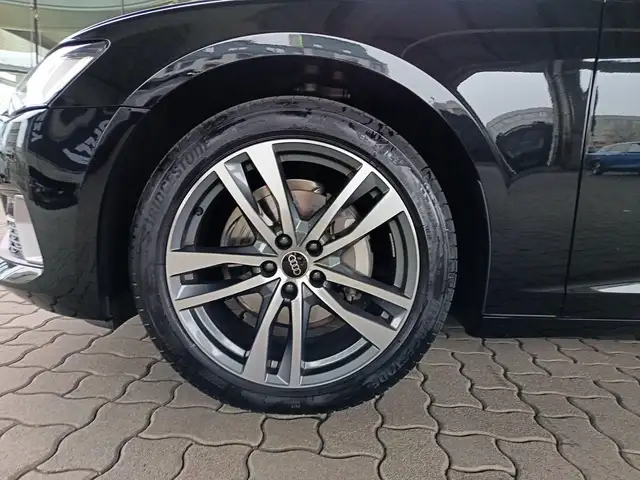 Audi A6 40 TDI AVANT 4X4 Ansicht 11