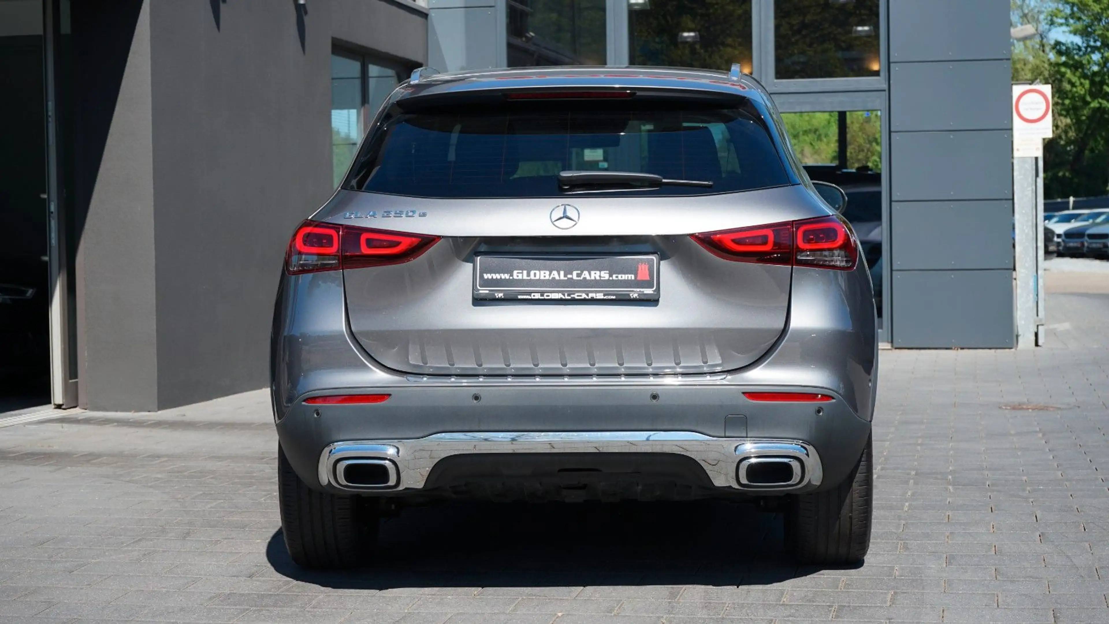 Mercedes-Benz GLA 250 e PROGRESSIVE*HUD*ACC*AHK* — photo 15