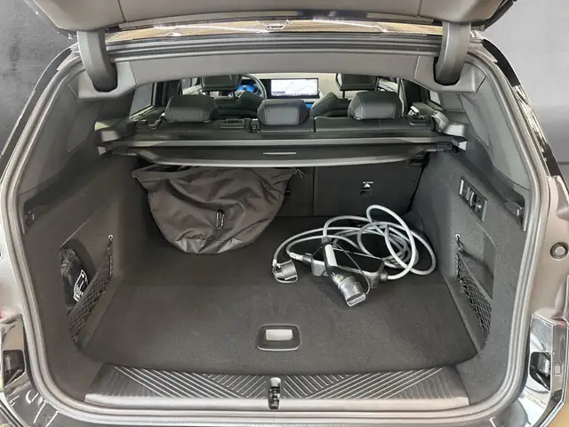 BMW X3 view 15