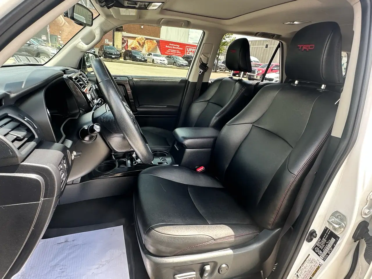 Toyota 4-Runner снимка Toyota 4-Runner