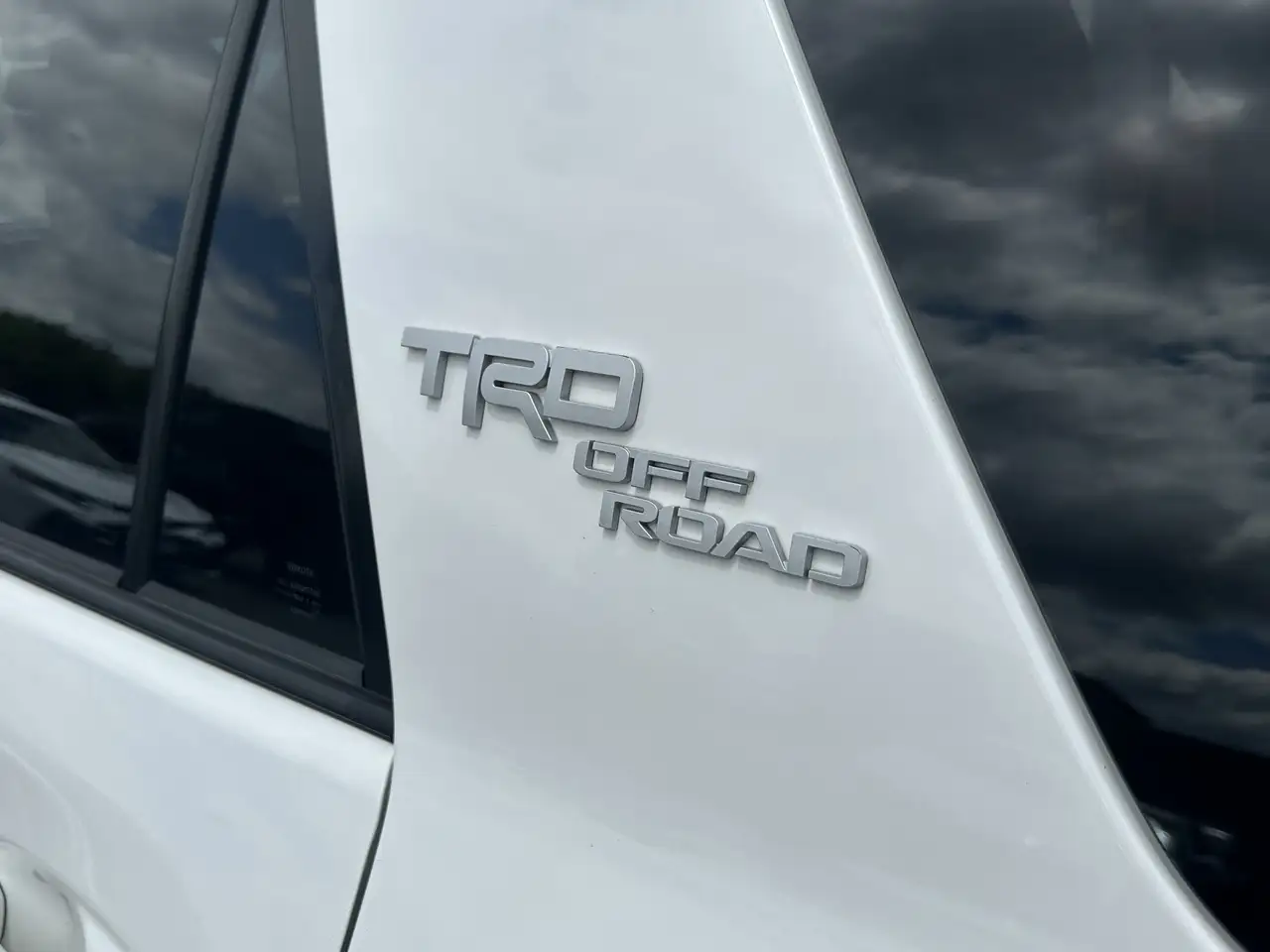 Toyota 4-Runner снимка Toyota 4-Runner