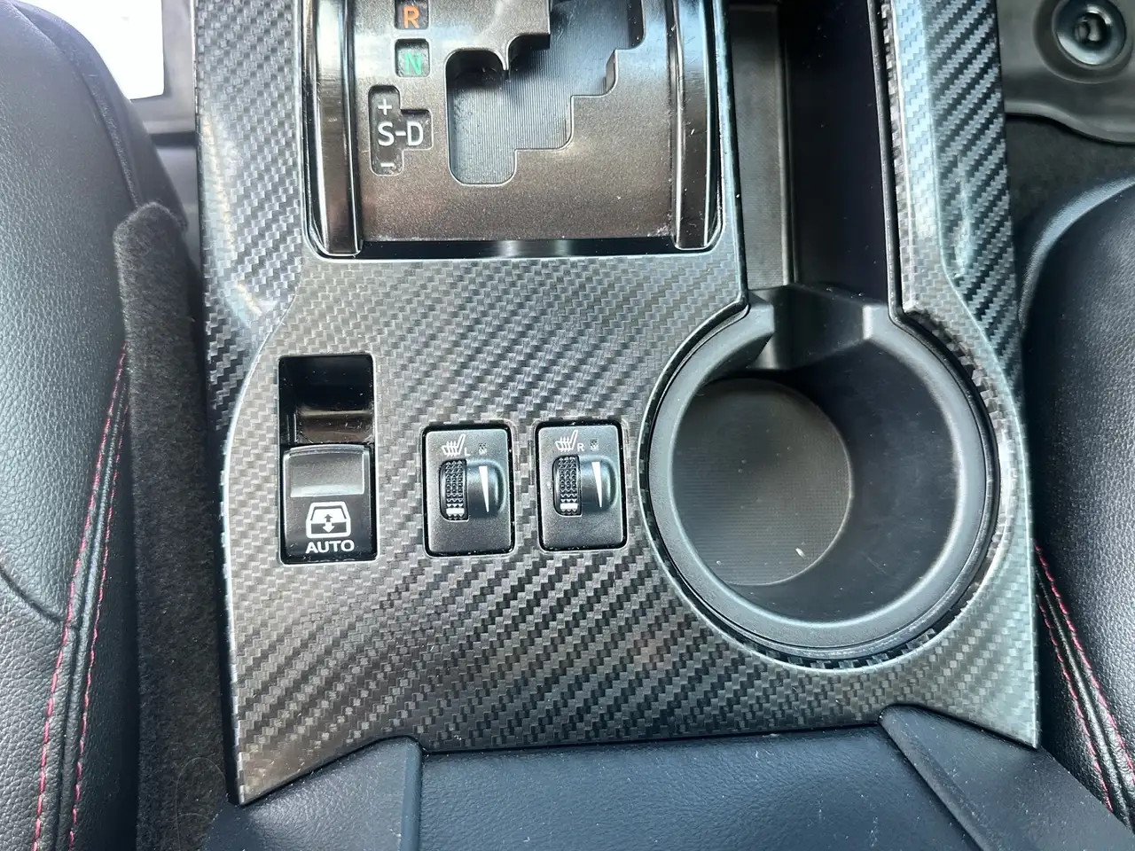 Toyota 4-Runner снимка Toyota 4-Runner